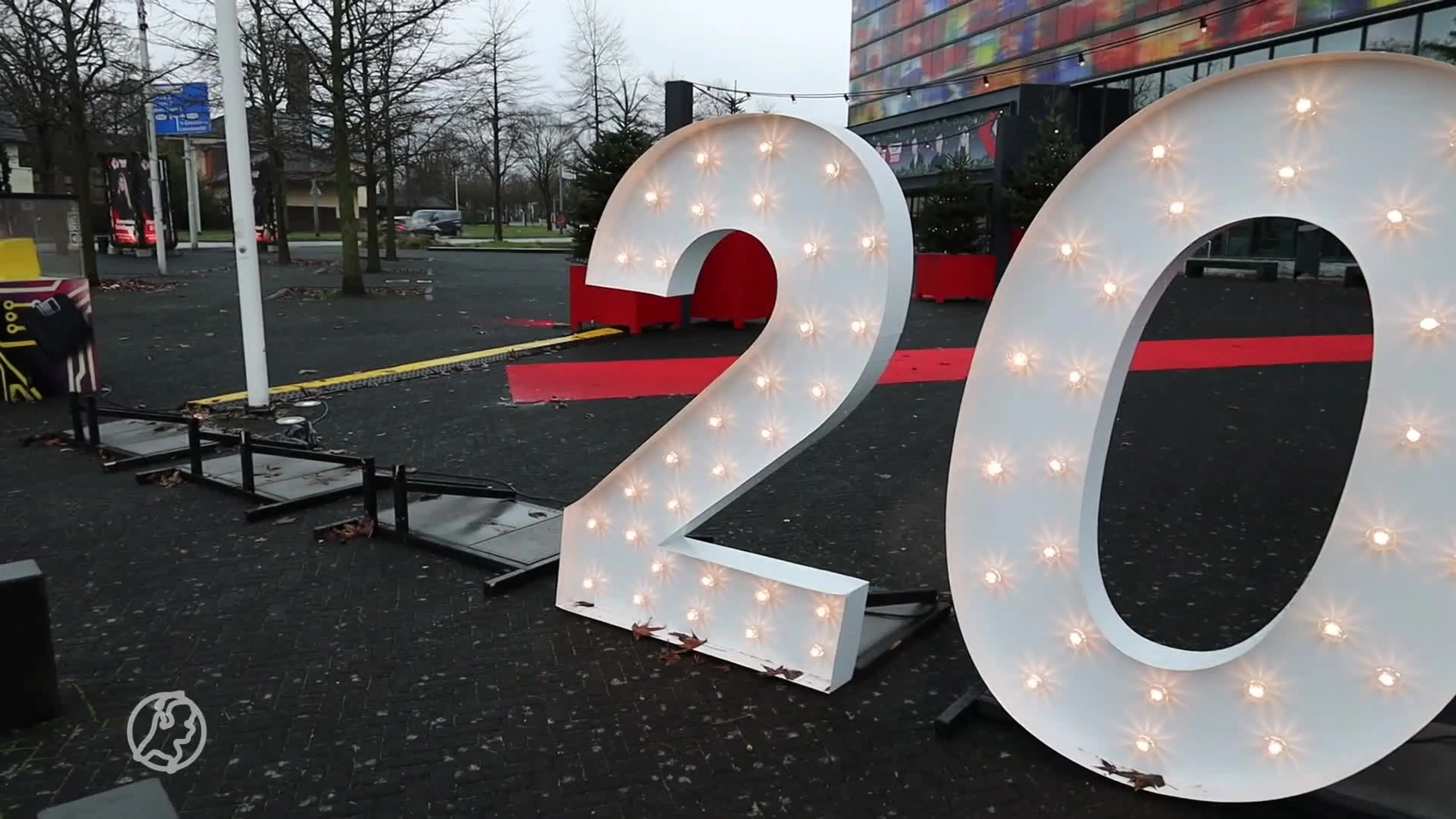 Bekende groep zit achter diefstal Top 2000-letters, stal ook Hazesbeeld
