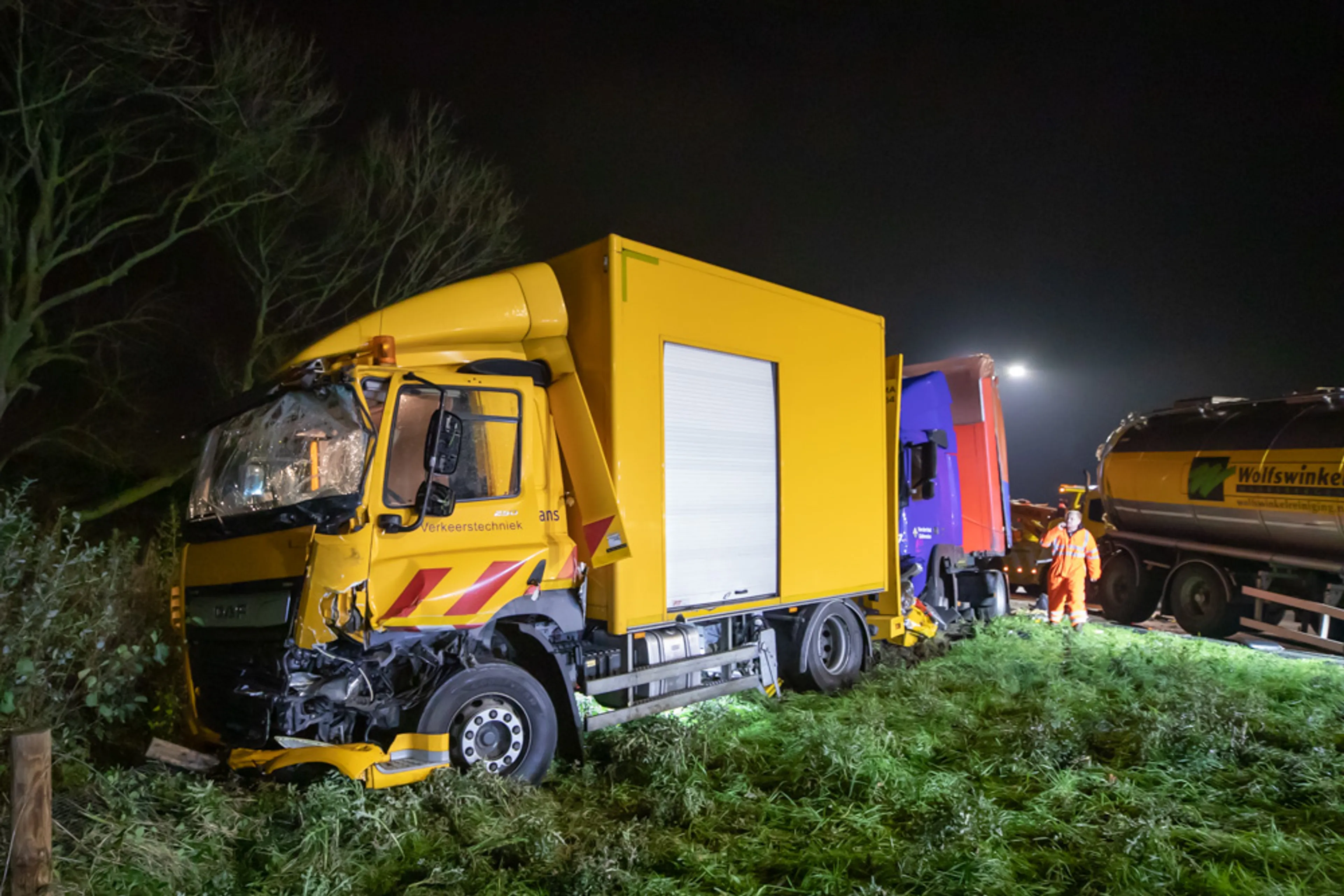 A27 weer helemaal open na ongeval met meerdere voertuigen