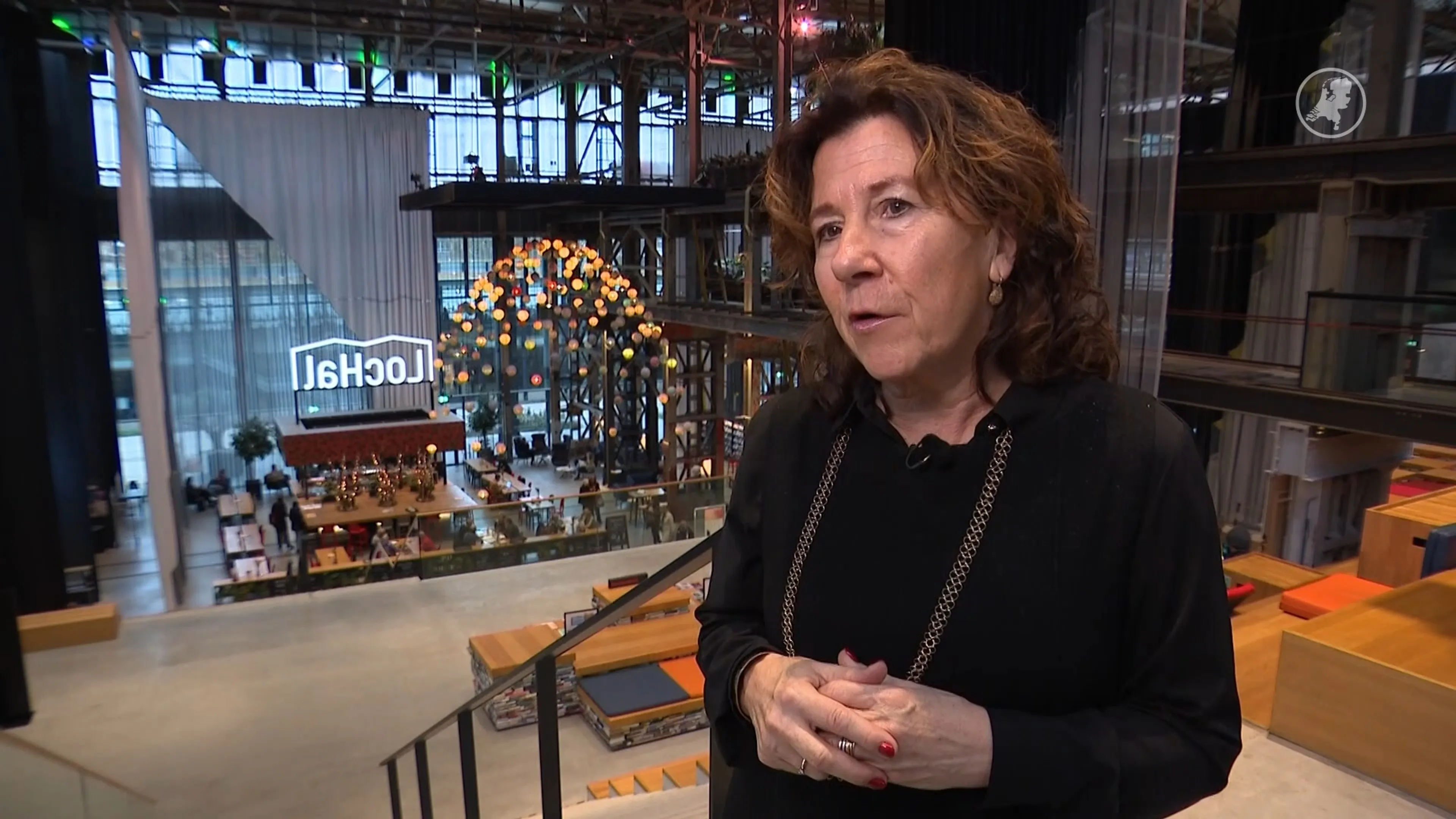 Stalker dwingt Tilburgse wethouder tot emotioneel afscheid