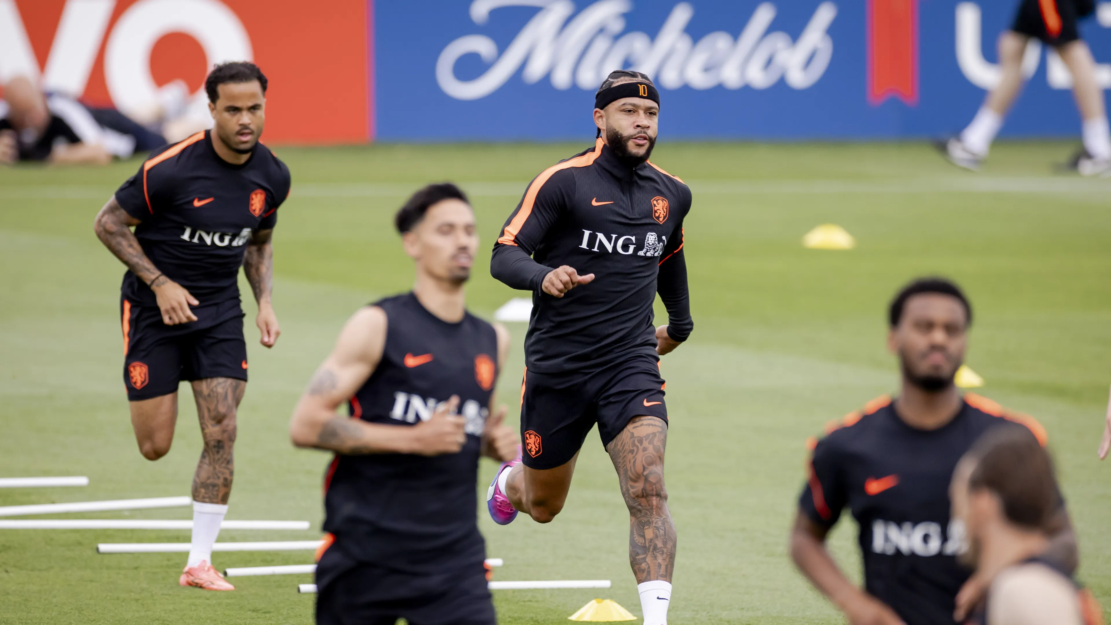 Memphis fit genoeg om te spelen in WK-opener Oranje