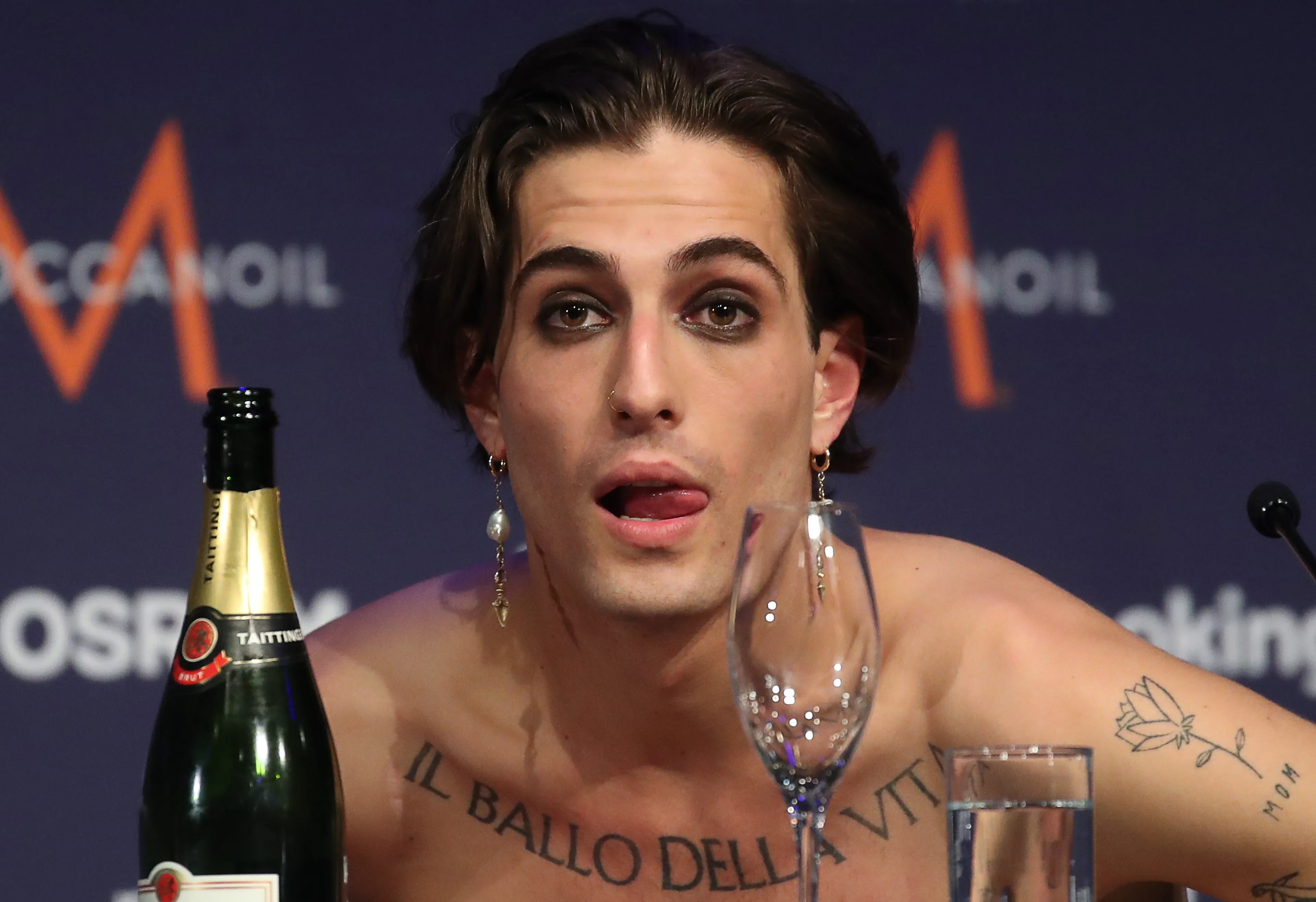 Zanger Måneskin gaat drugstest doen na 'snuif-beelden' tijdens finale Songfestival