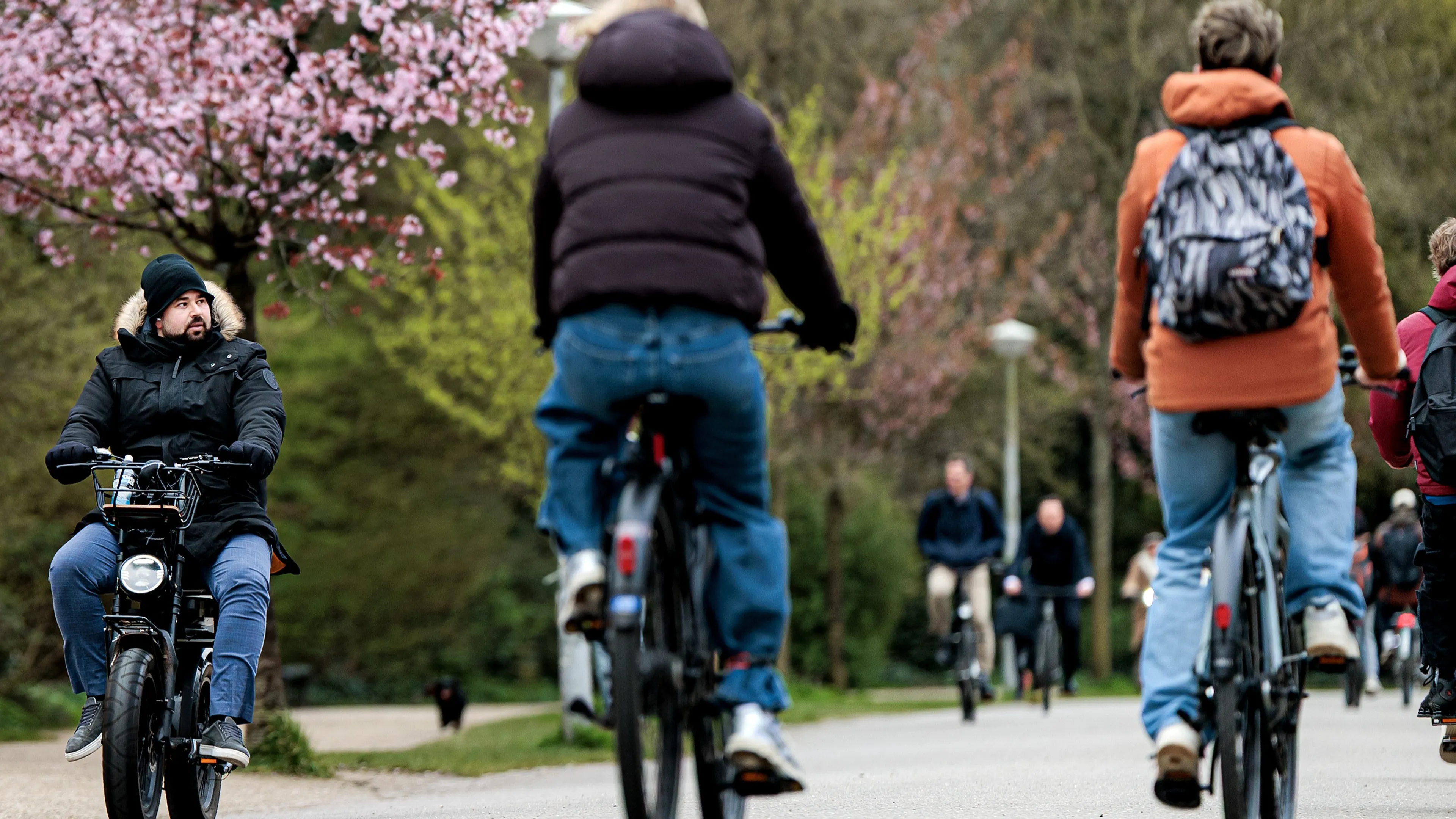 Proef met maximumsnelheid voor fietsers in Amsterdam en Houten
