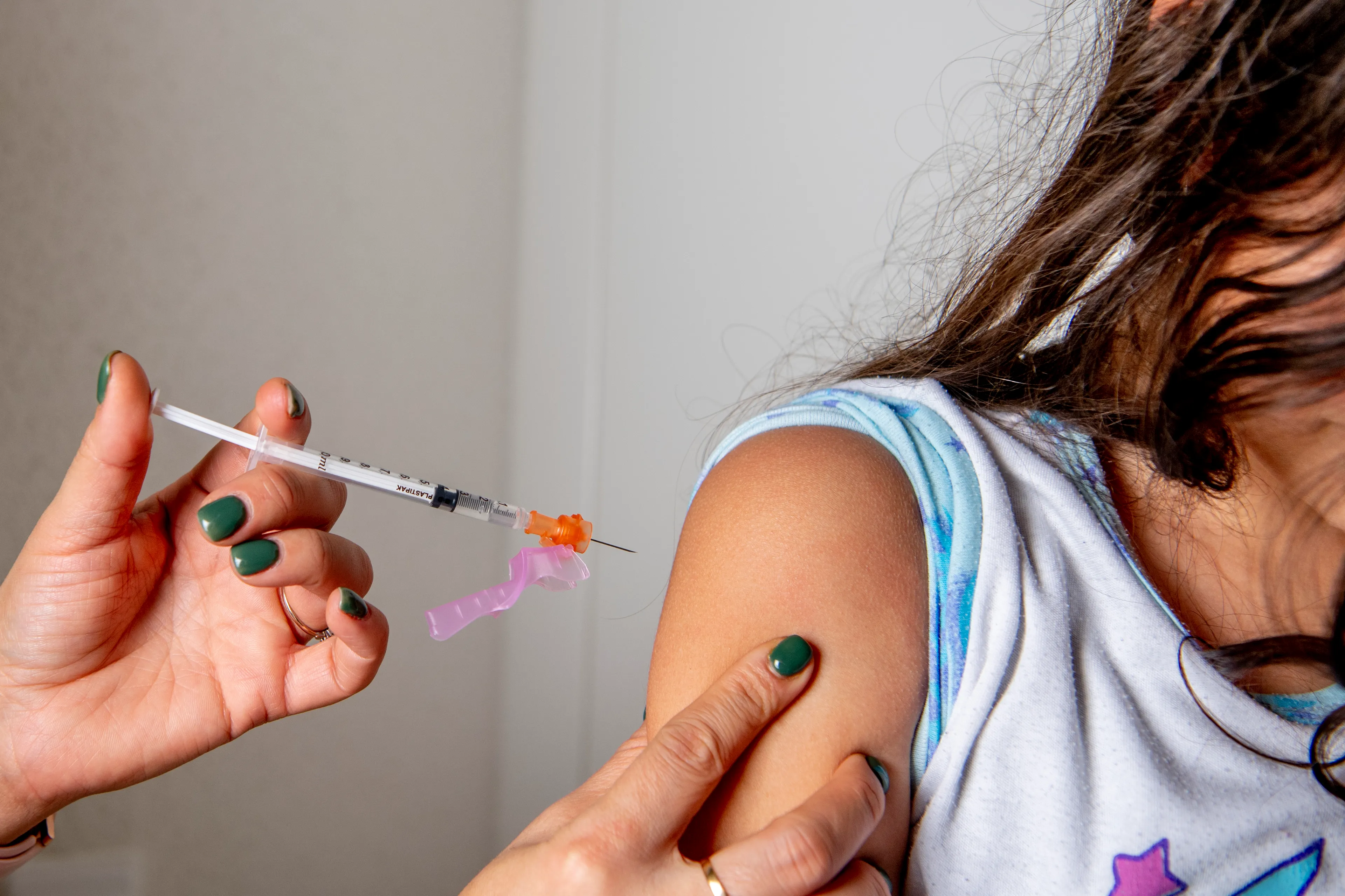 Eerste jonge kinderen krijgen vandaag coronaprik