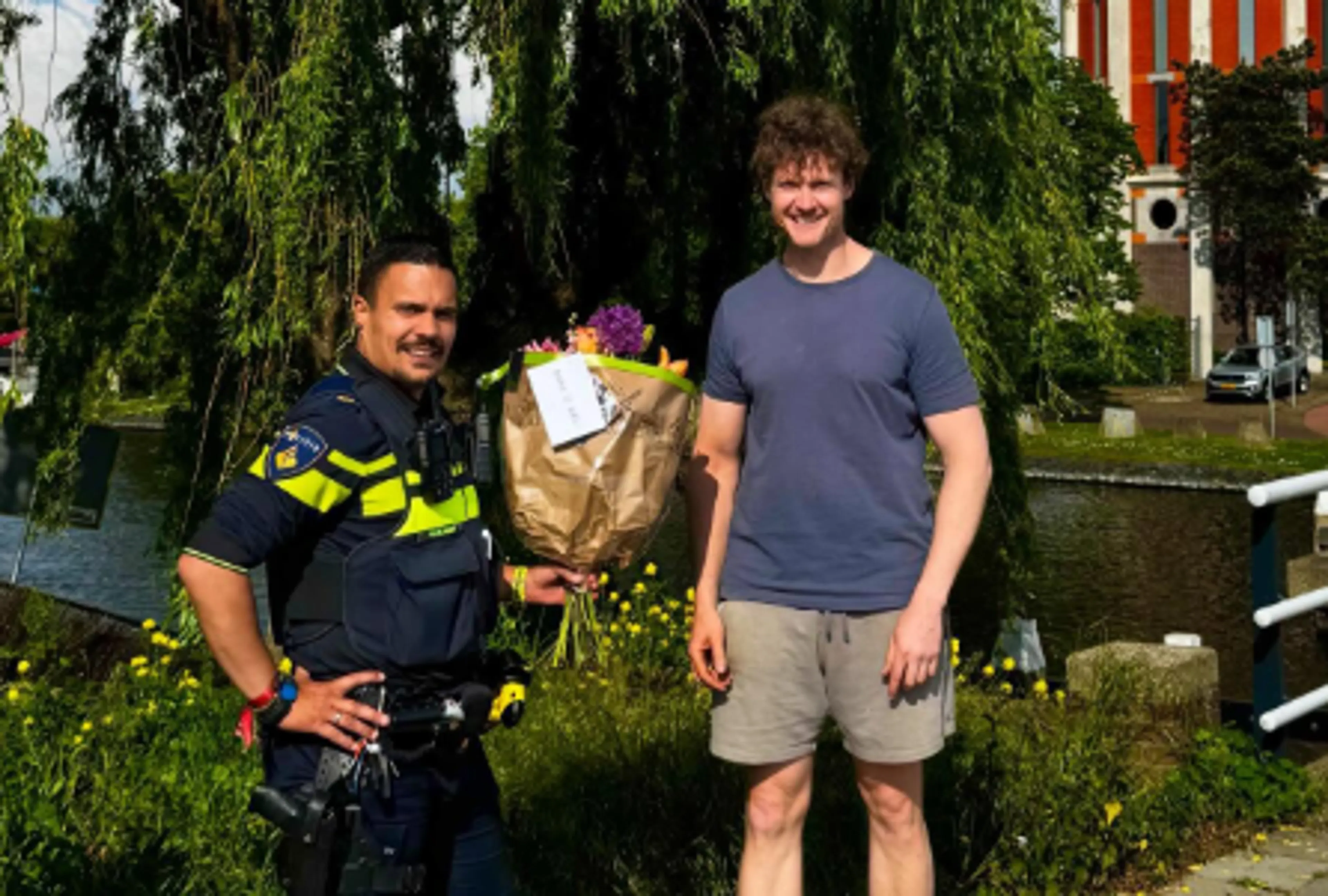 'Schiet maar': held Anthony grijpt twee keer in bij overval en wordt beloond