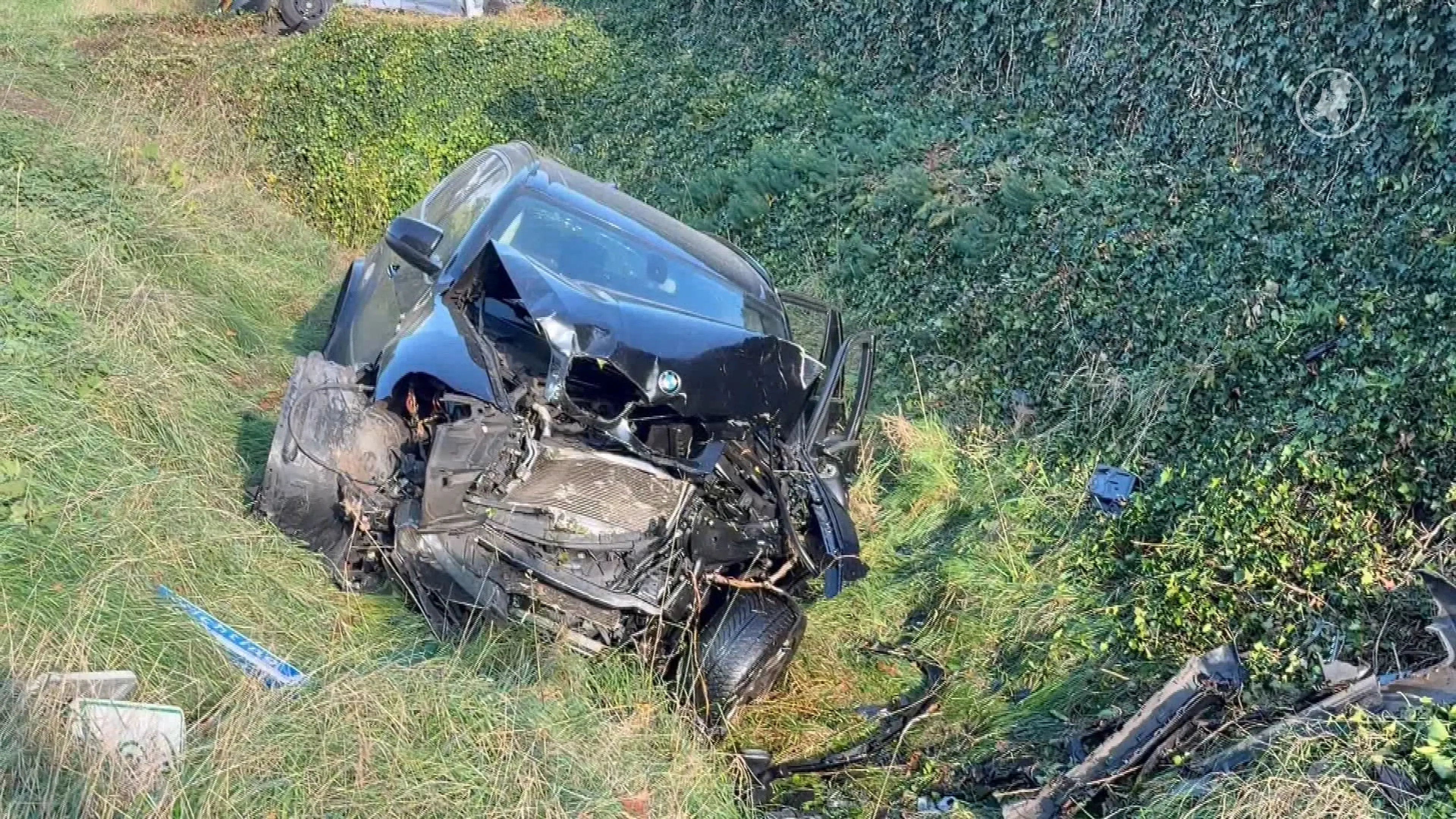 Dode en gewonde bij ernstig ongeluk tussen twee auto's in Oploo