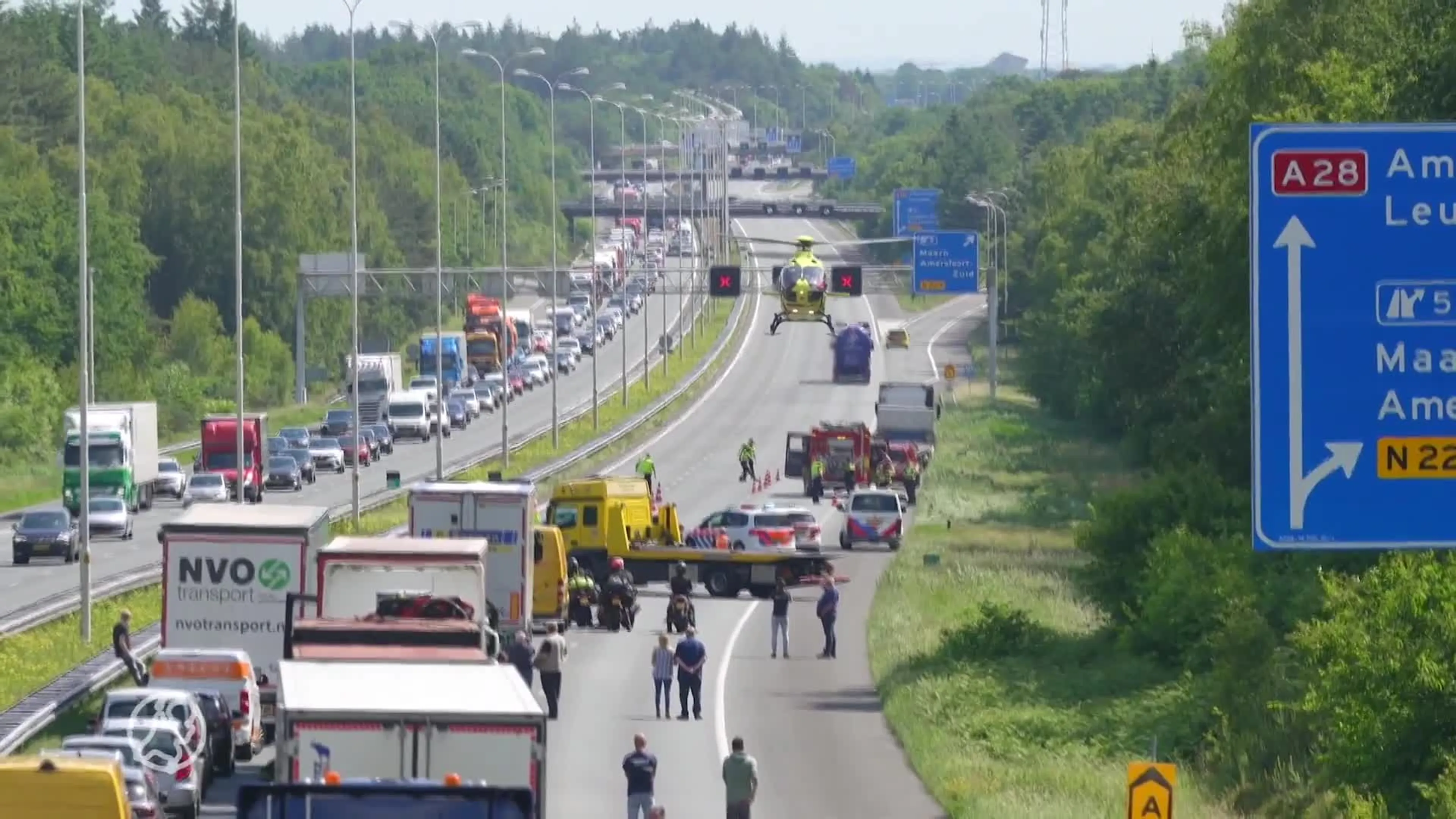 Vrouw (71) overleden na ernstig ongeluk op snelweg A28