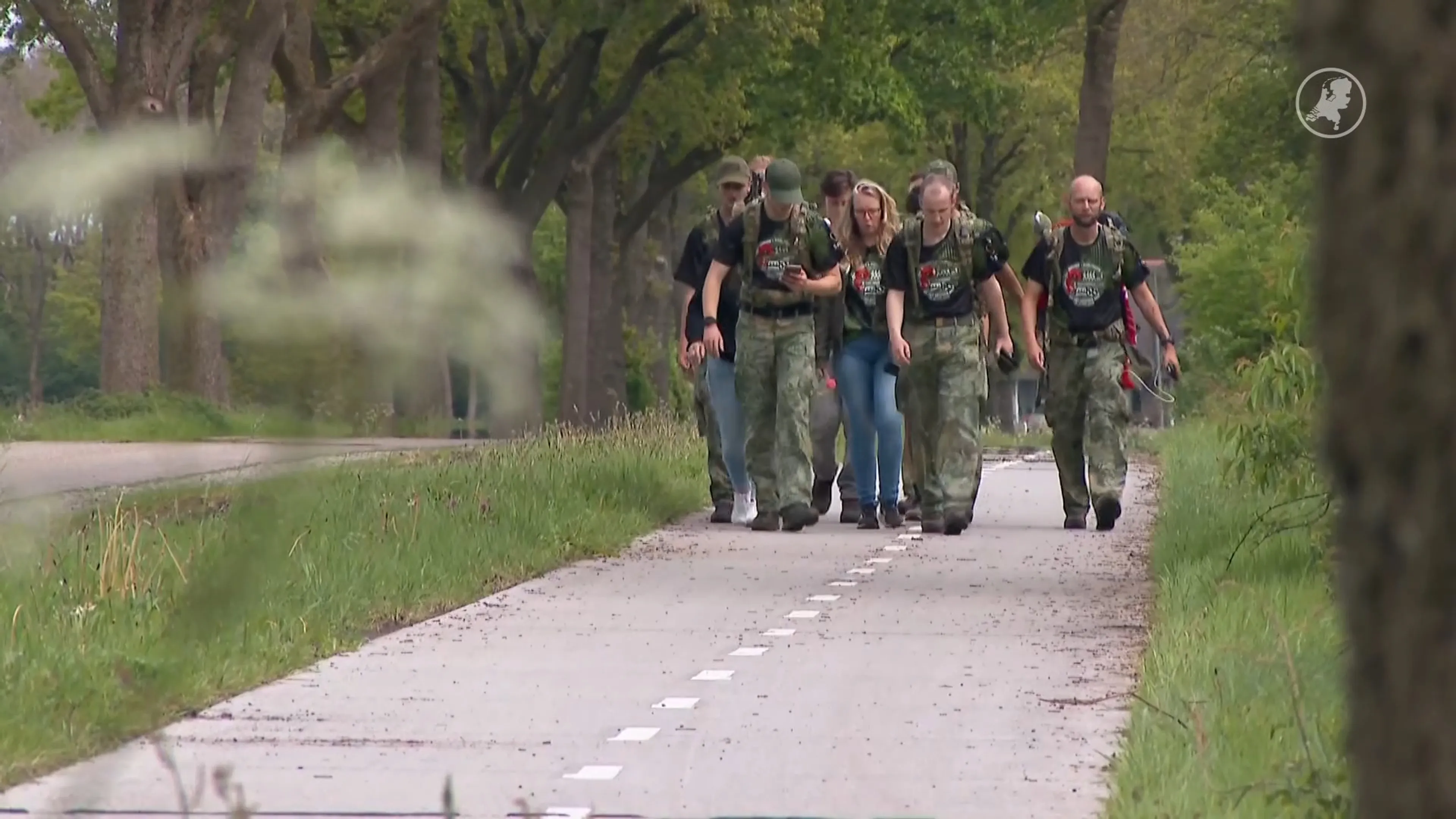 Tien collega's lopen driedaagse mars voor overleden vriend Gijs (20)