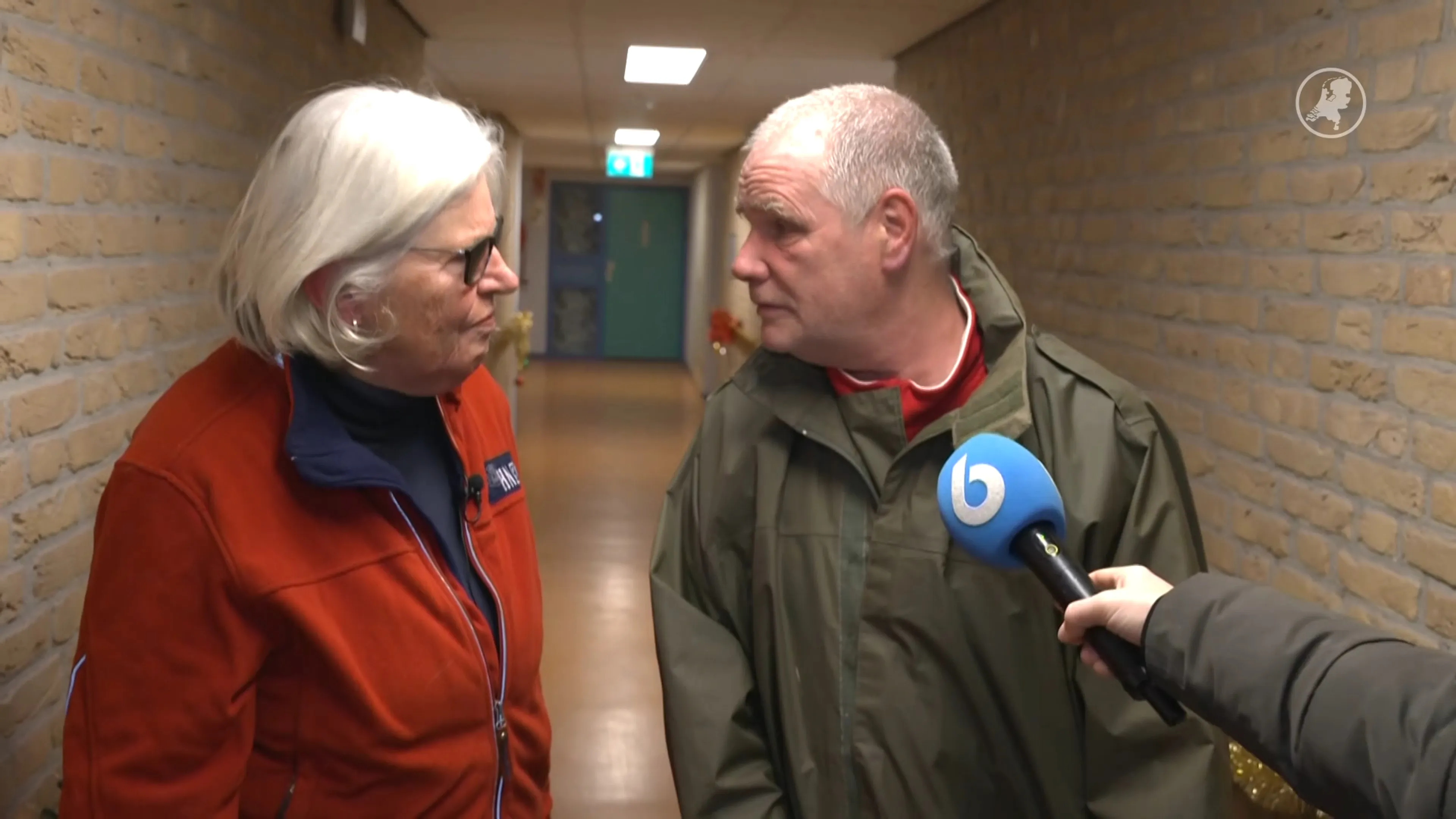 Na dood van zijn goede vriend Fred krijgt Kees alsnog een eigen woning