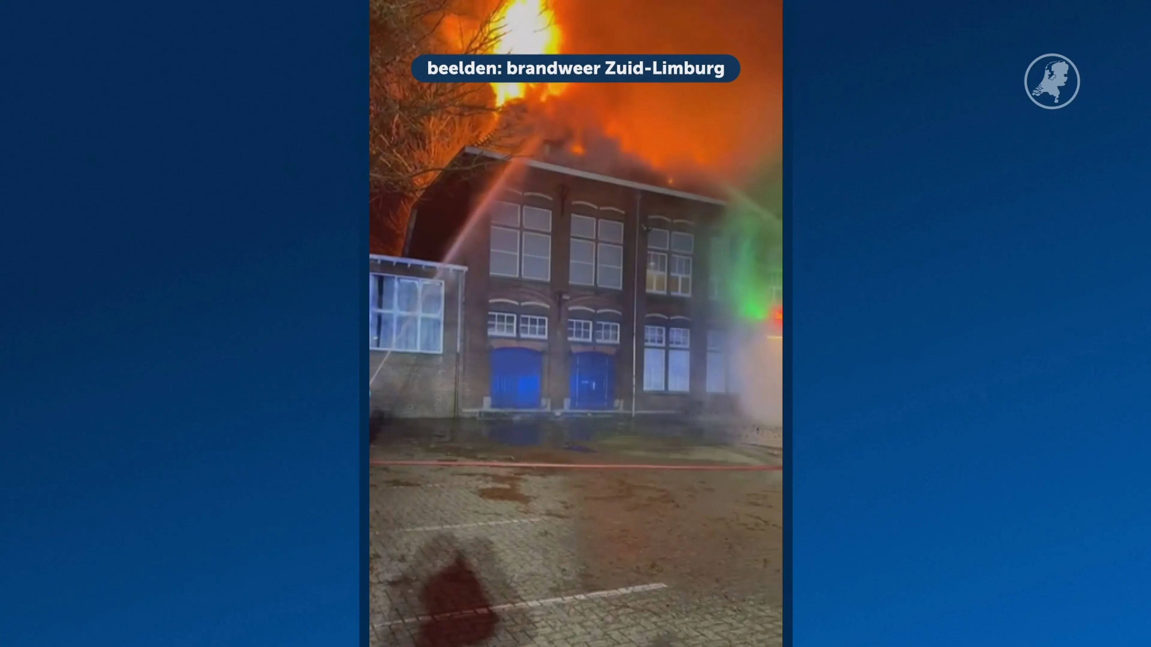 Grote brand verwoest geliefd poppodium: 'Alsof mijn huis in de fik staat'