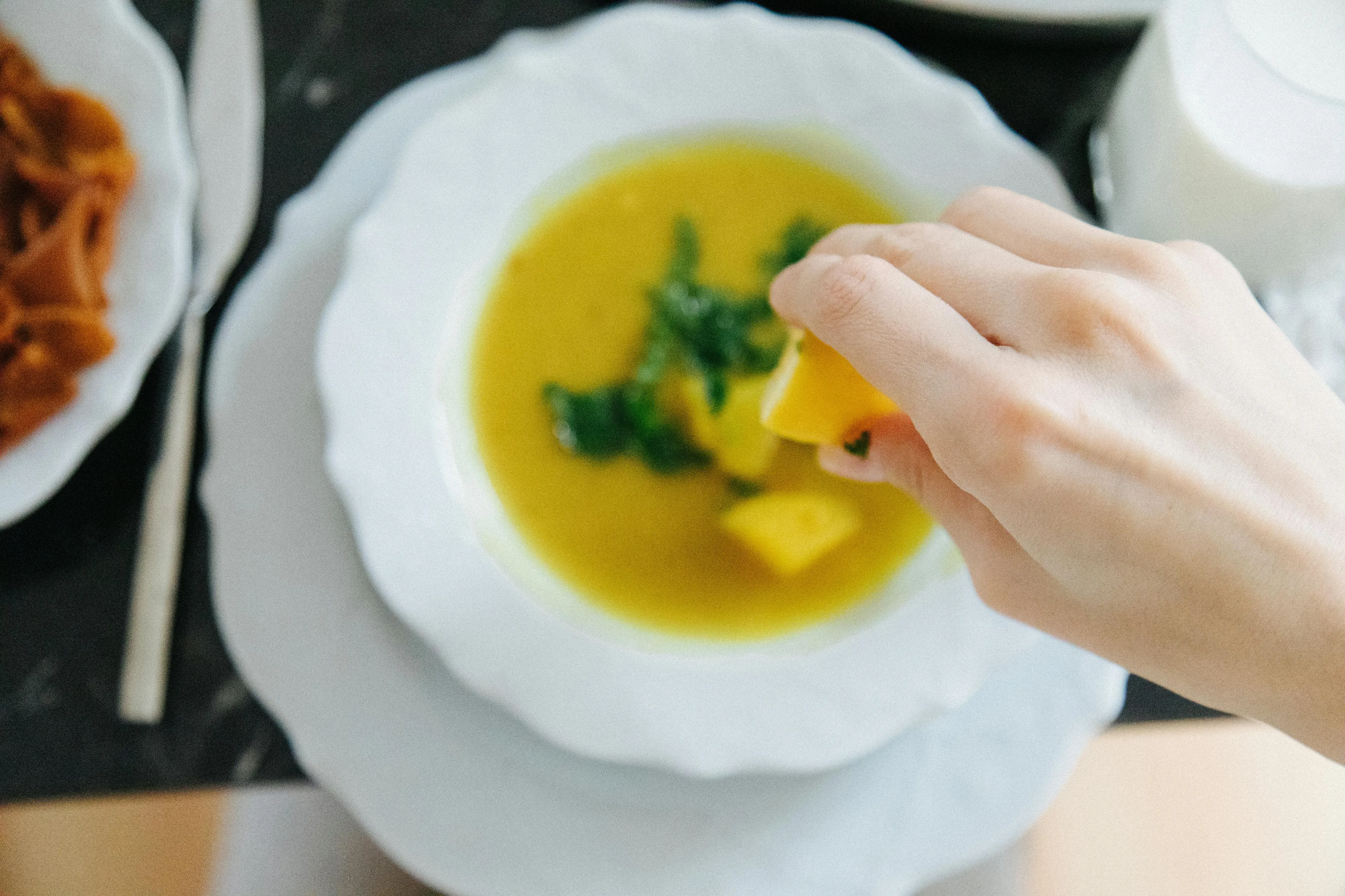 NVWA waarschuwt voor linzensoep: supermarkten roepen product terug