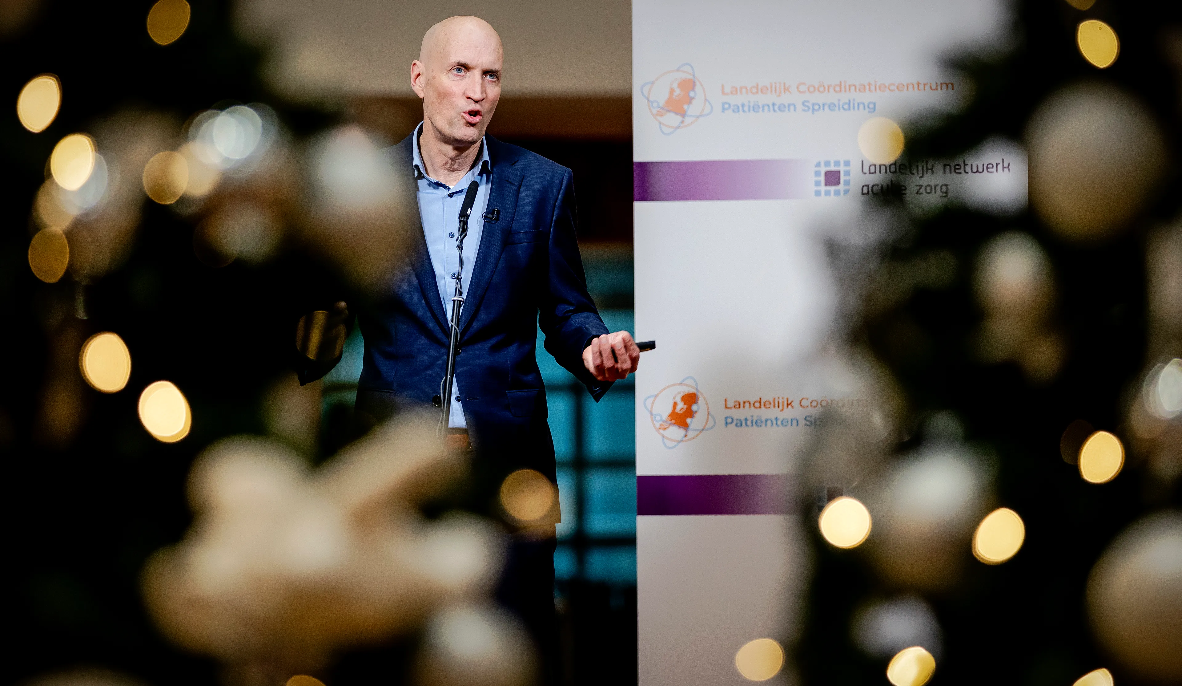 Experts praten Tweede Kamer bij over laatste ontwikkelingen coronavirus