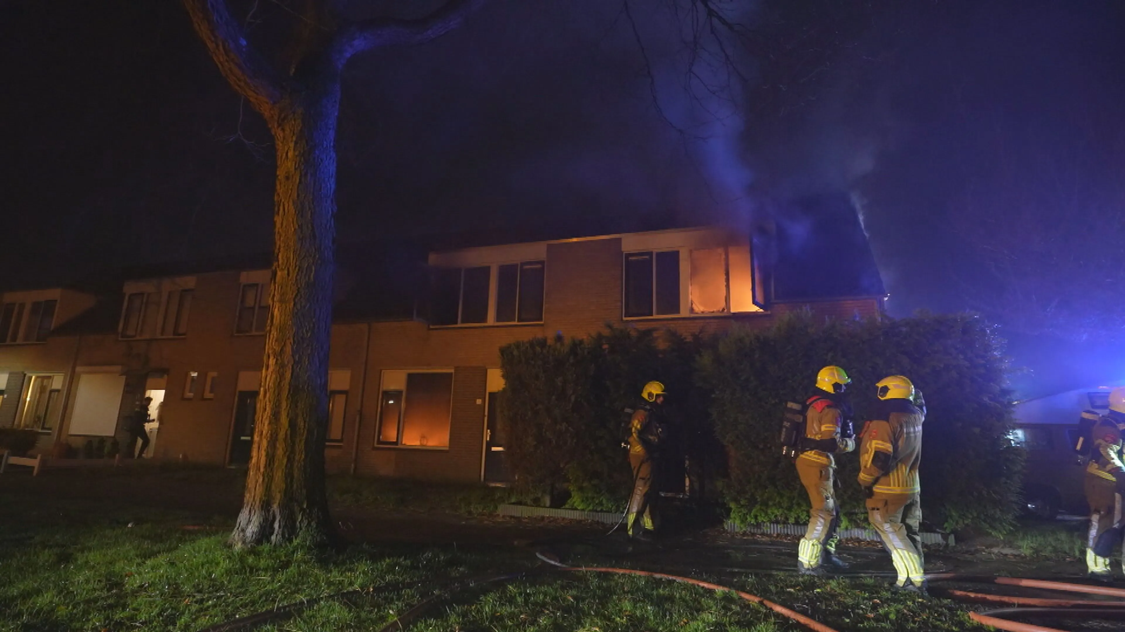 Dode bij woningbrand in Oosterhout, brandstichting niet uitgesloten