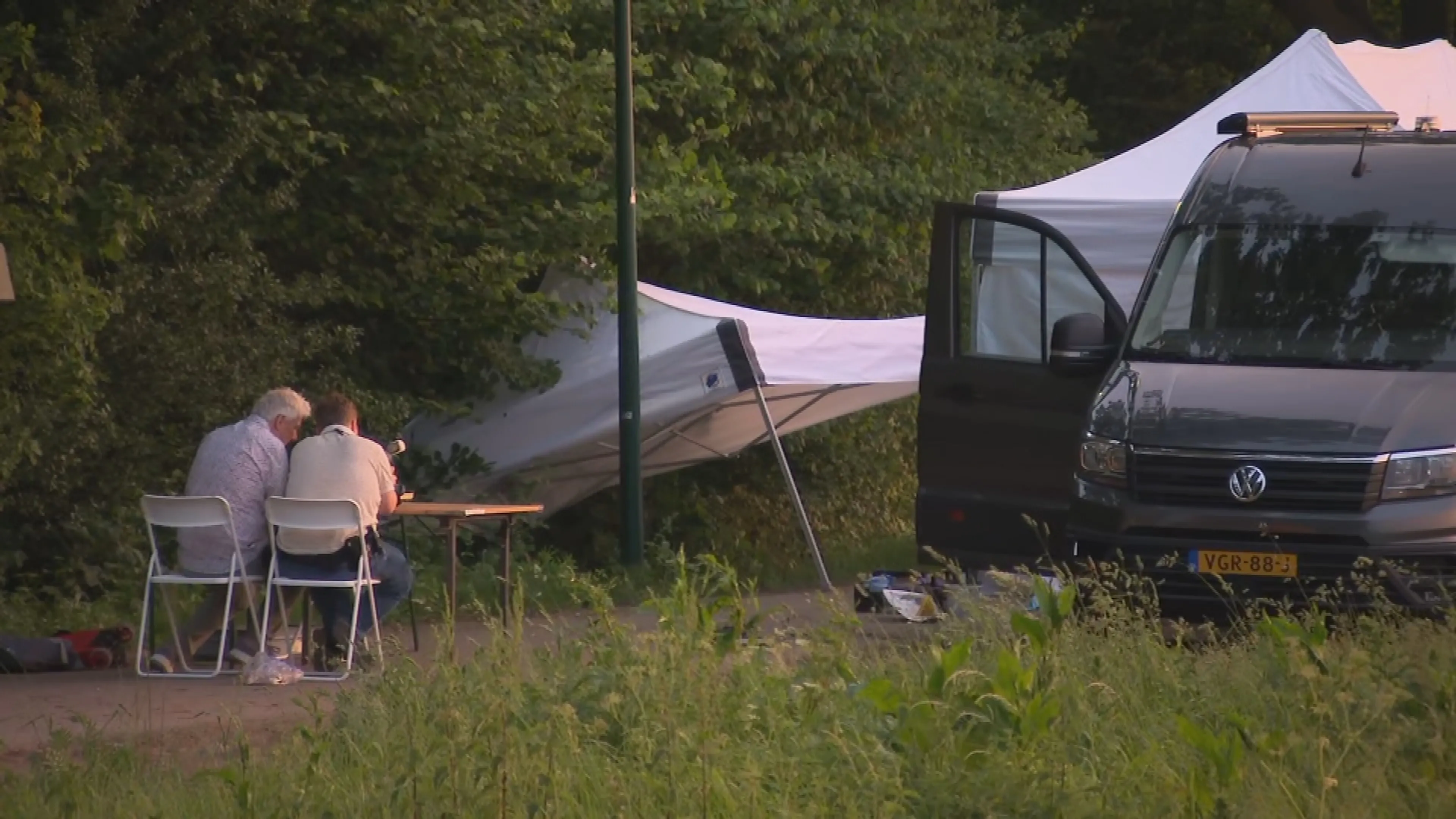 Voetbalclub rouwt om jeugdleider die dood werd gevonden in sloot Herpen