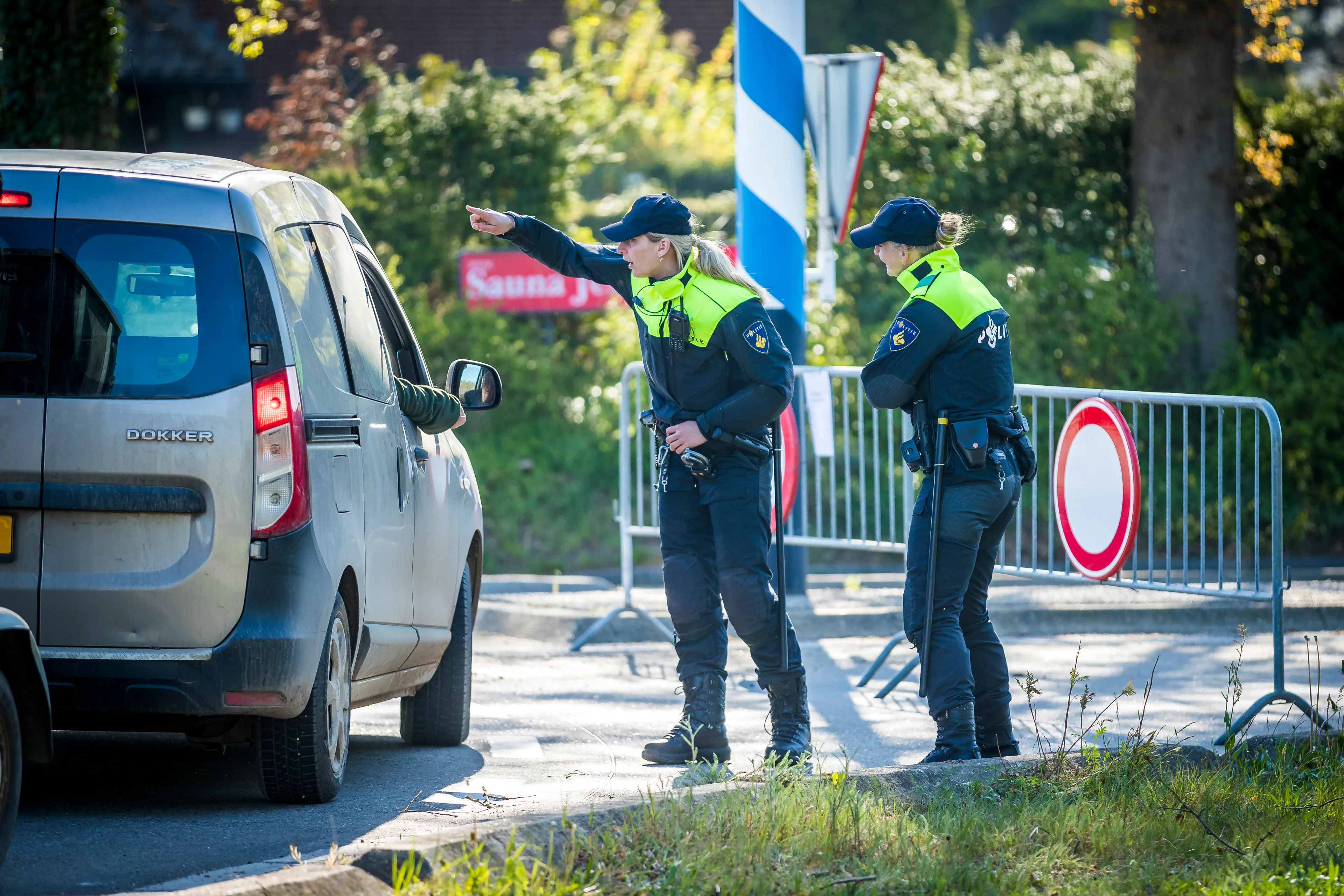 Burgemeester: inwoners Herkenbosch mogen 'voorlopig' nog niet naar huis
