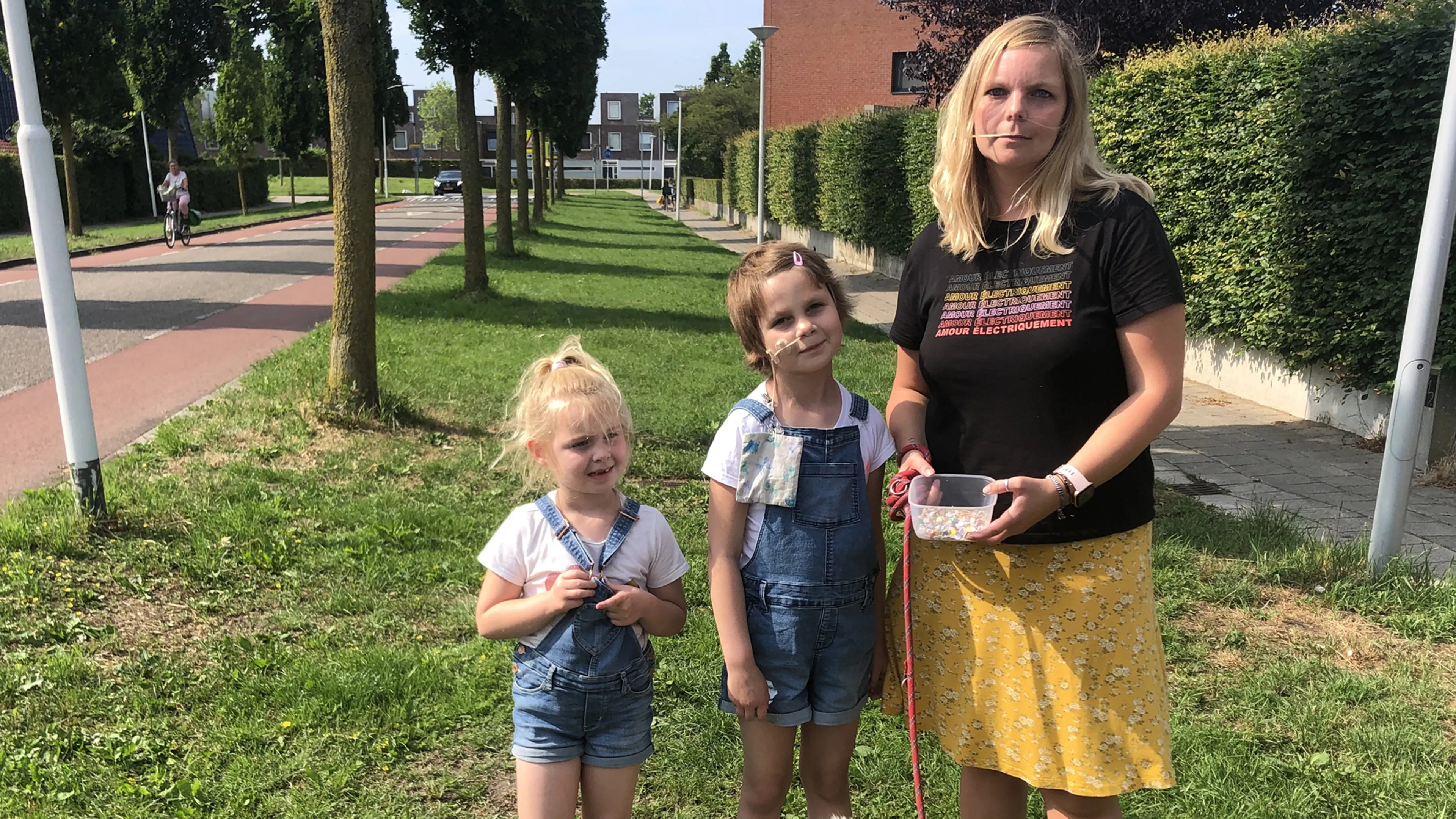 Buurt in IJsselstein geterroriseerd door punaise strooiende hondenhater: 'Dit is gewoon schandalig'