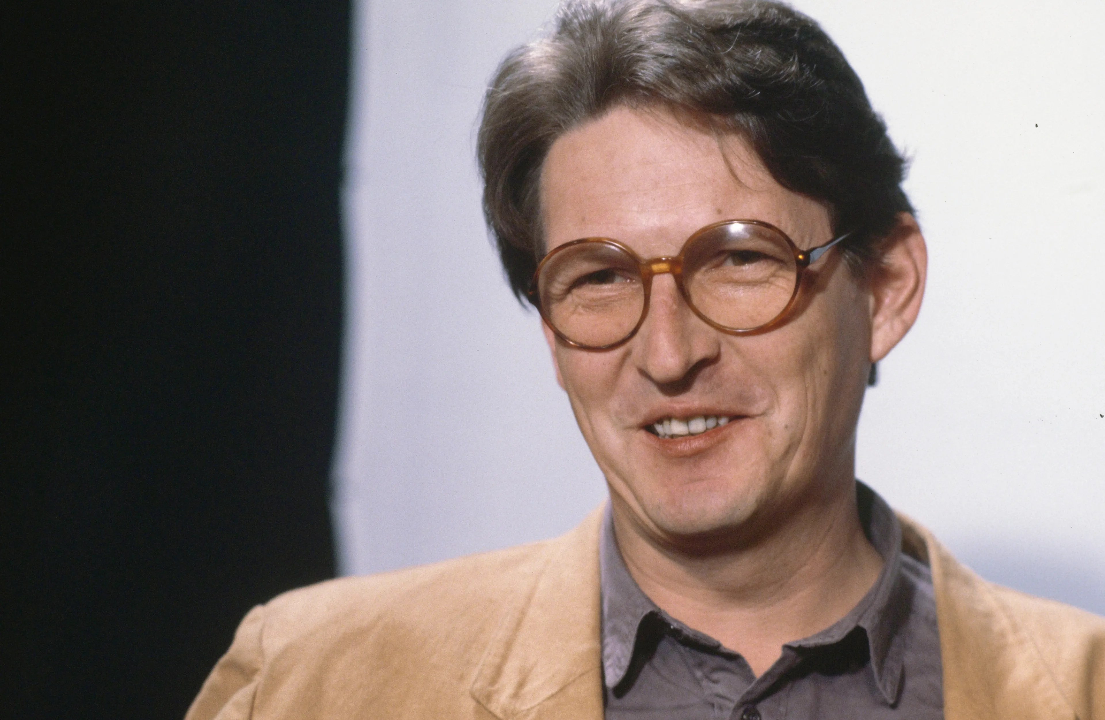 Joost Nuissl (79) overleden, zanger 'Ik ben blij dat ik je niet vergeten ben'