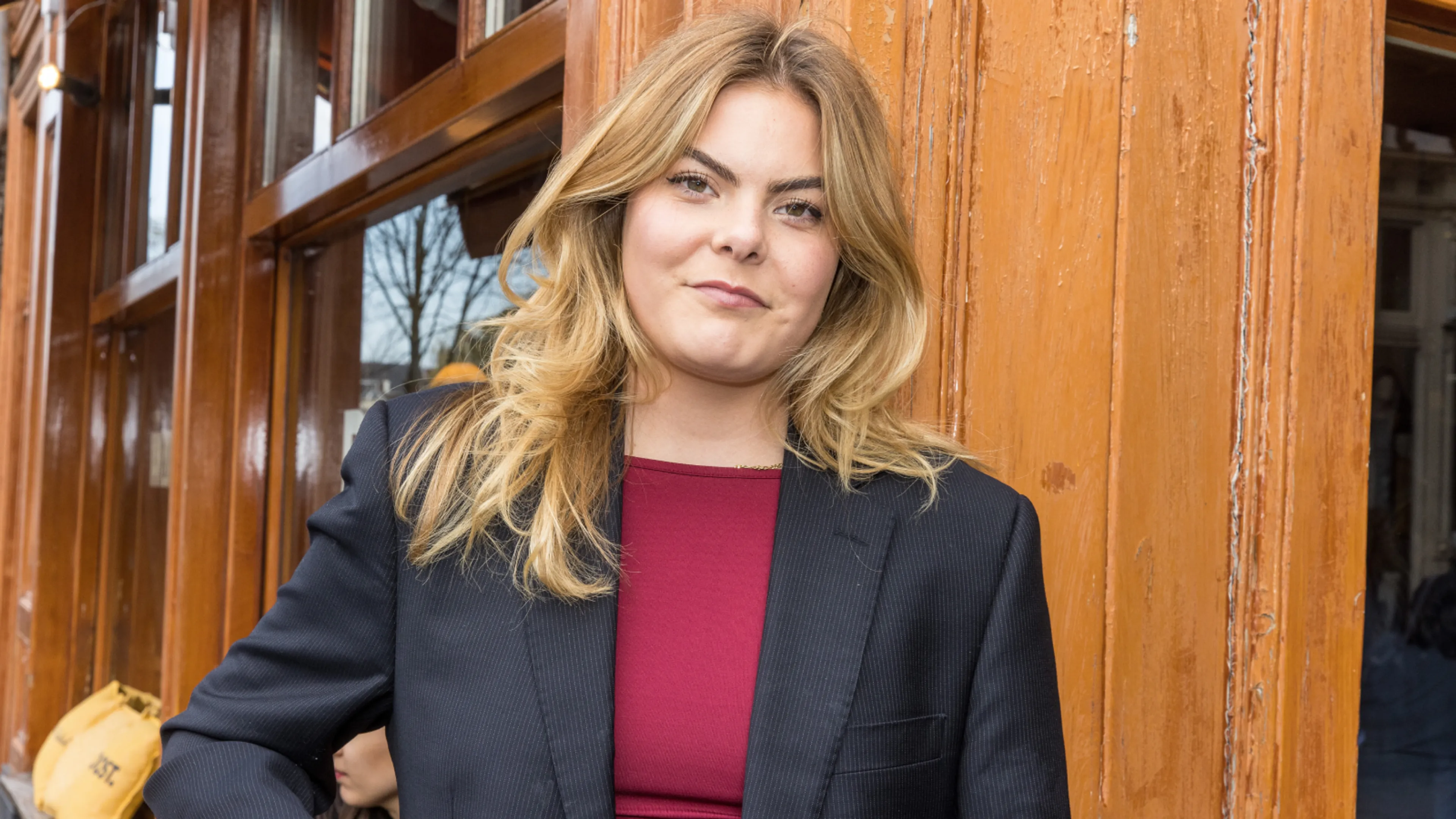 Eloise grijpt in op terras: 'WTF ben jij fucking racistisch'