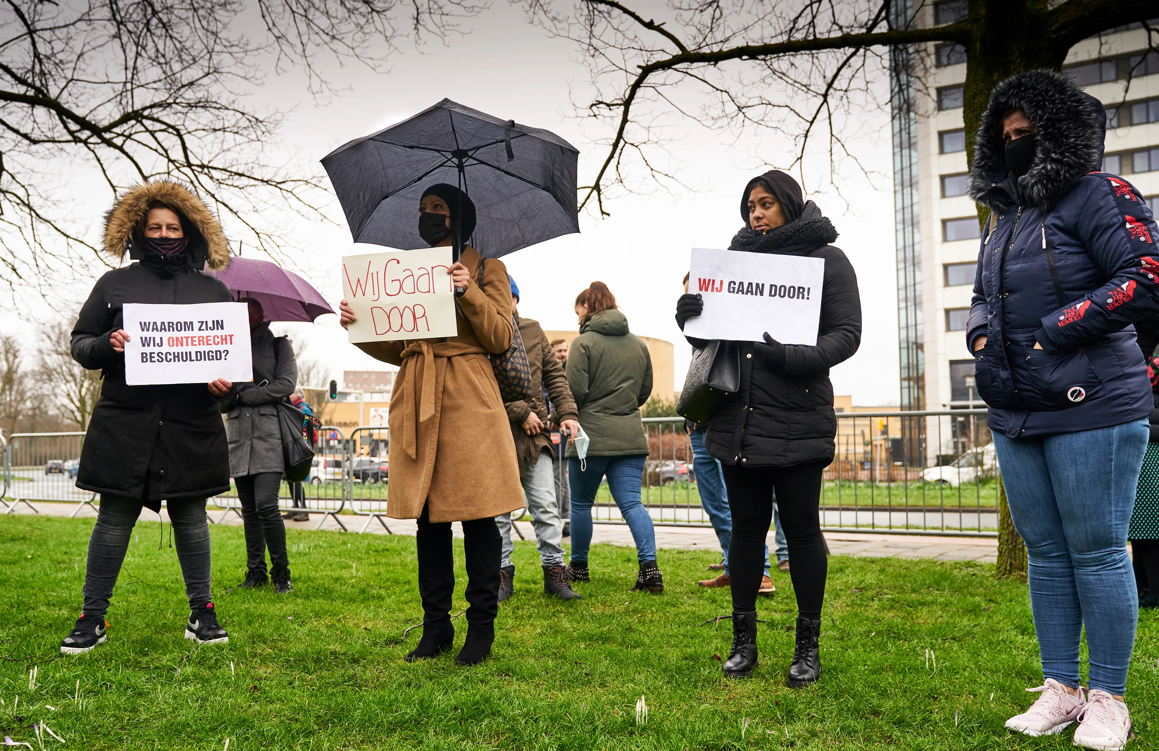 Kabinet neemt private schulden over van toeslagenouders