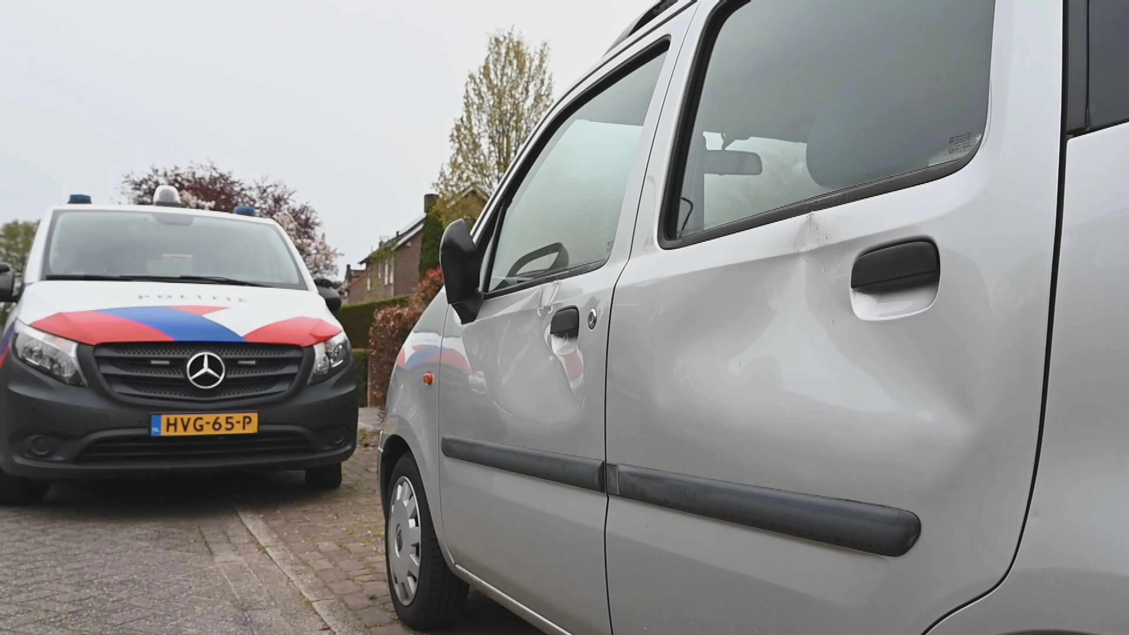 Verwarde man sloopt auto's in Moergestel: buurtbewoners grijpen in