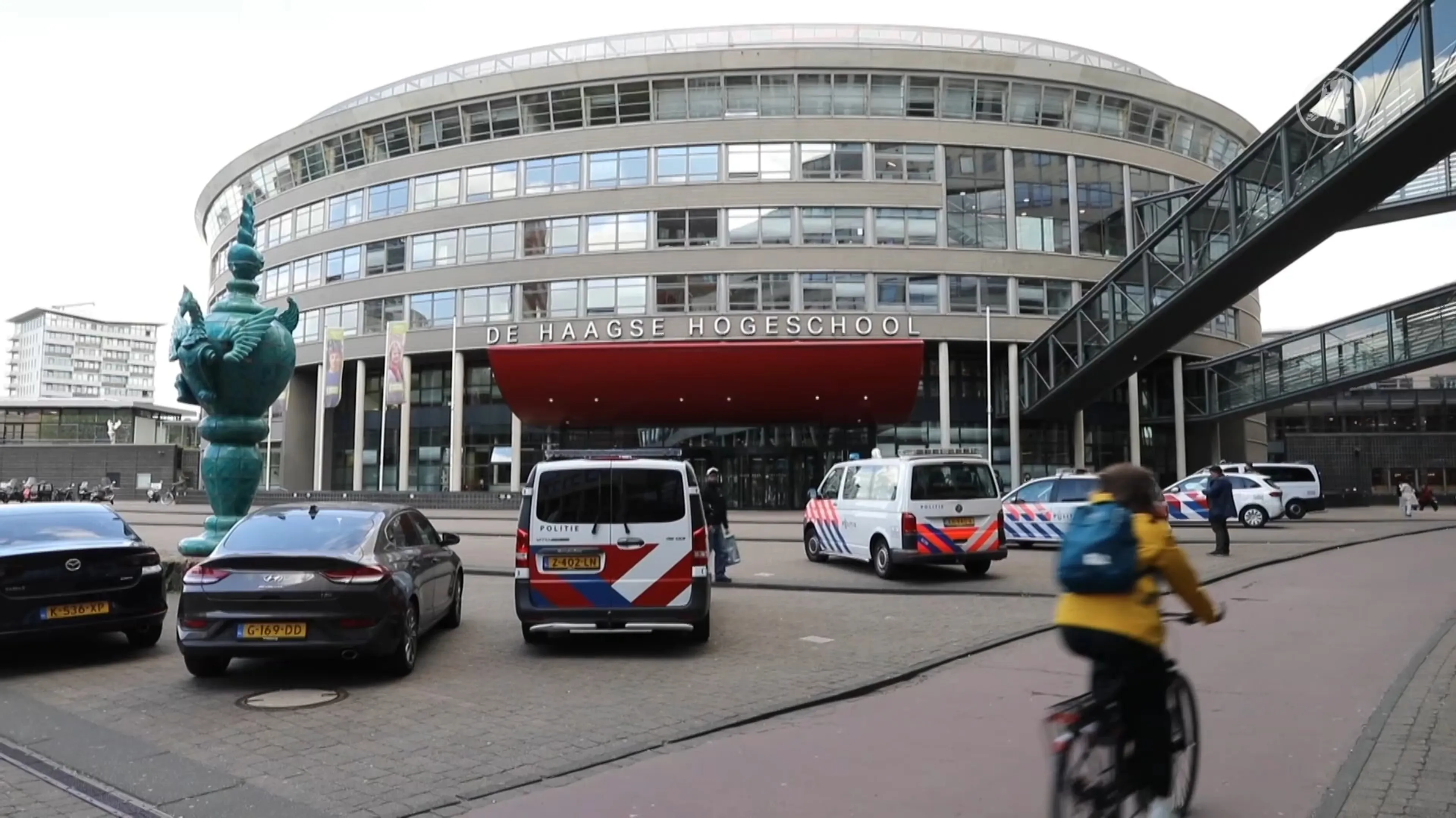Gewapende man jaagt scholieren schrik aan in Den Haag