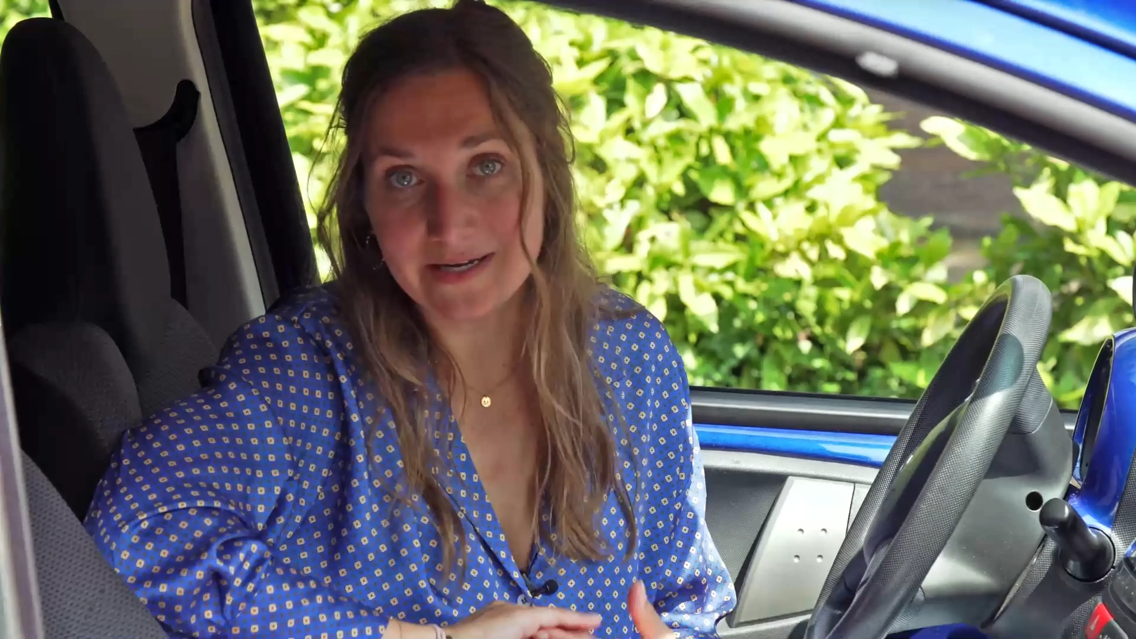 Hart van Nederland legt uit: hoe warm wordt je auto in deze warme temperaturen?