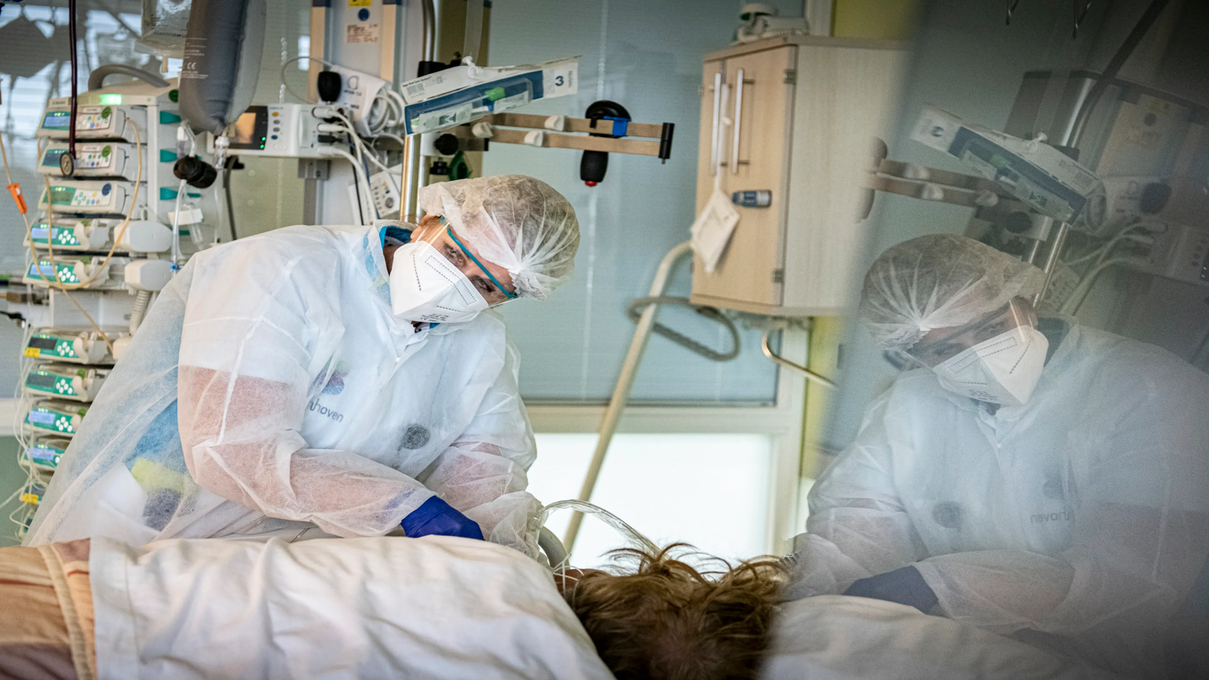 Laagste aantal opgenomen coronapatiënten sinds 10 november, wel meer besmettingen
