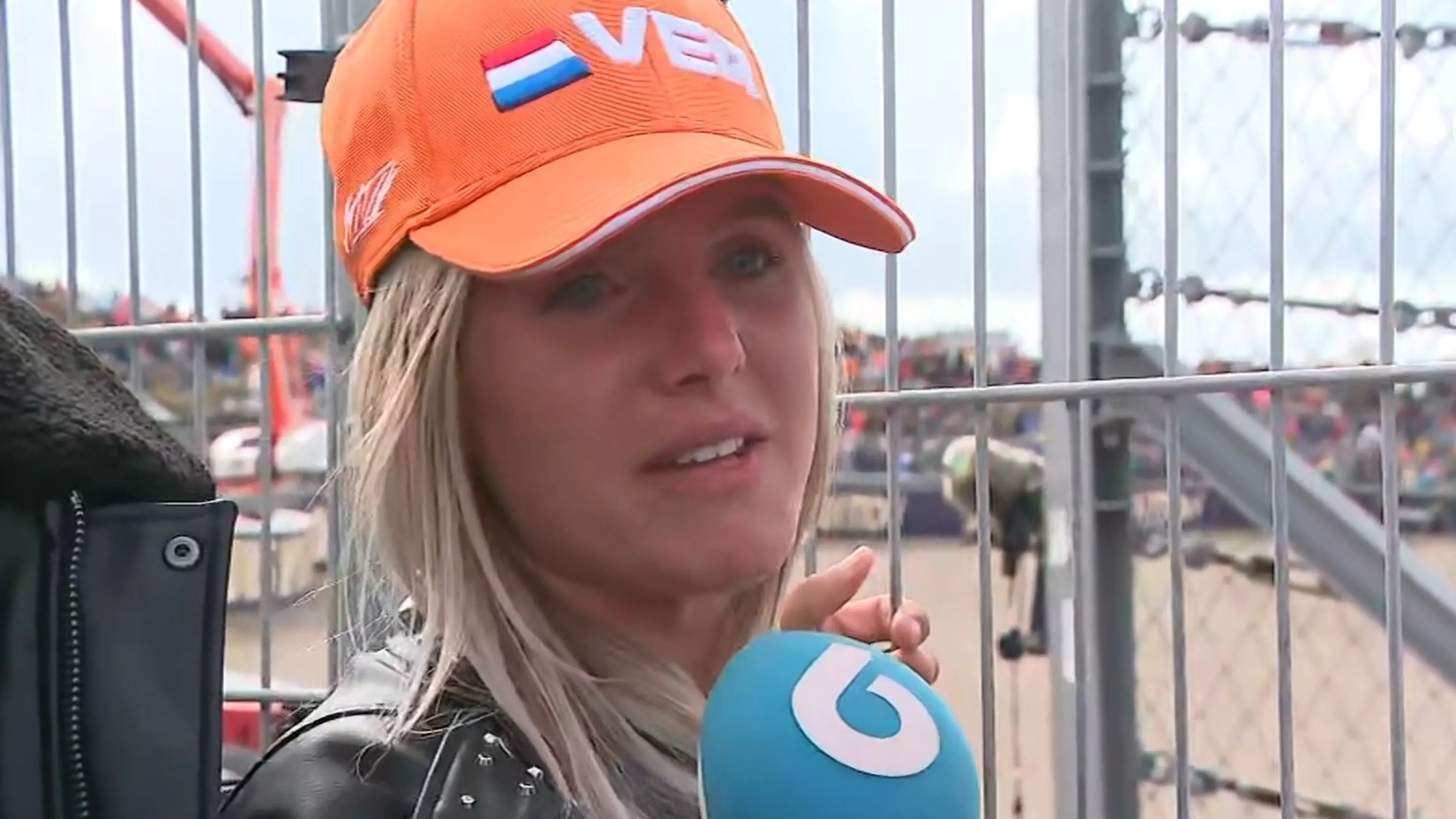 Huilende Formule 1-fans in Zandvoort na crash Max Verstappen