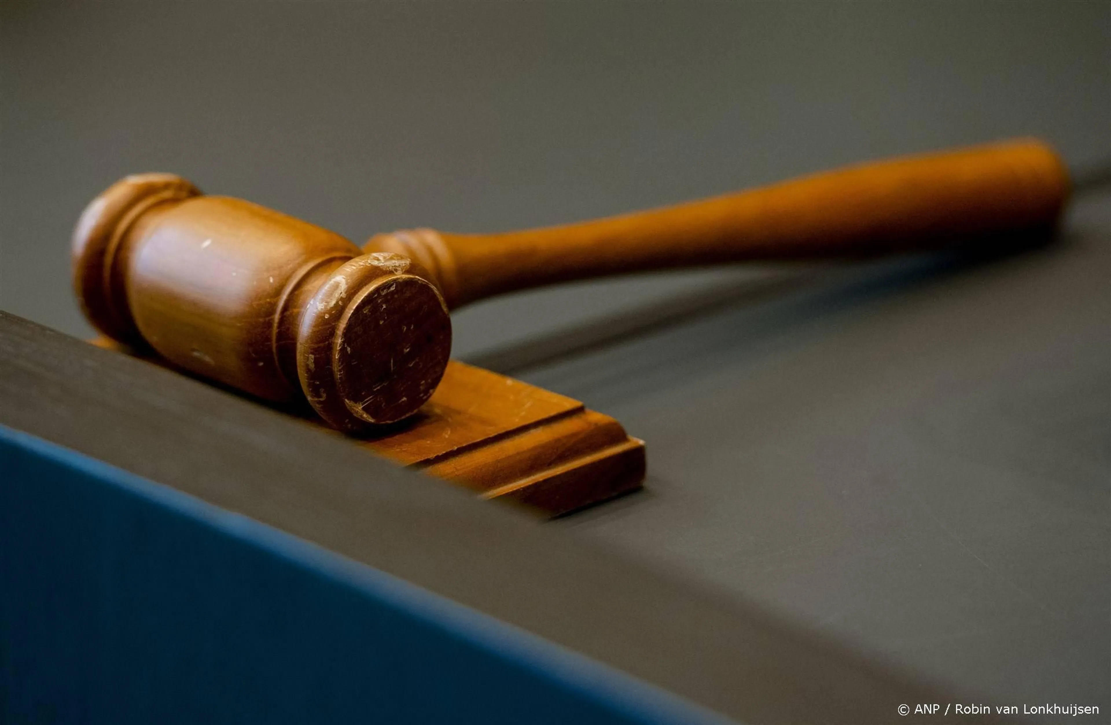 33-jarige man vervolgd om verkoop nepdocumenten, verkocht ook VOG aan zedendelinquent