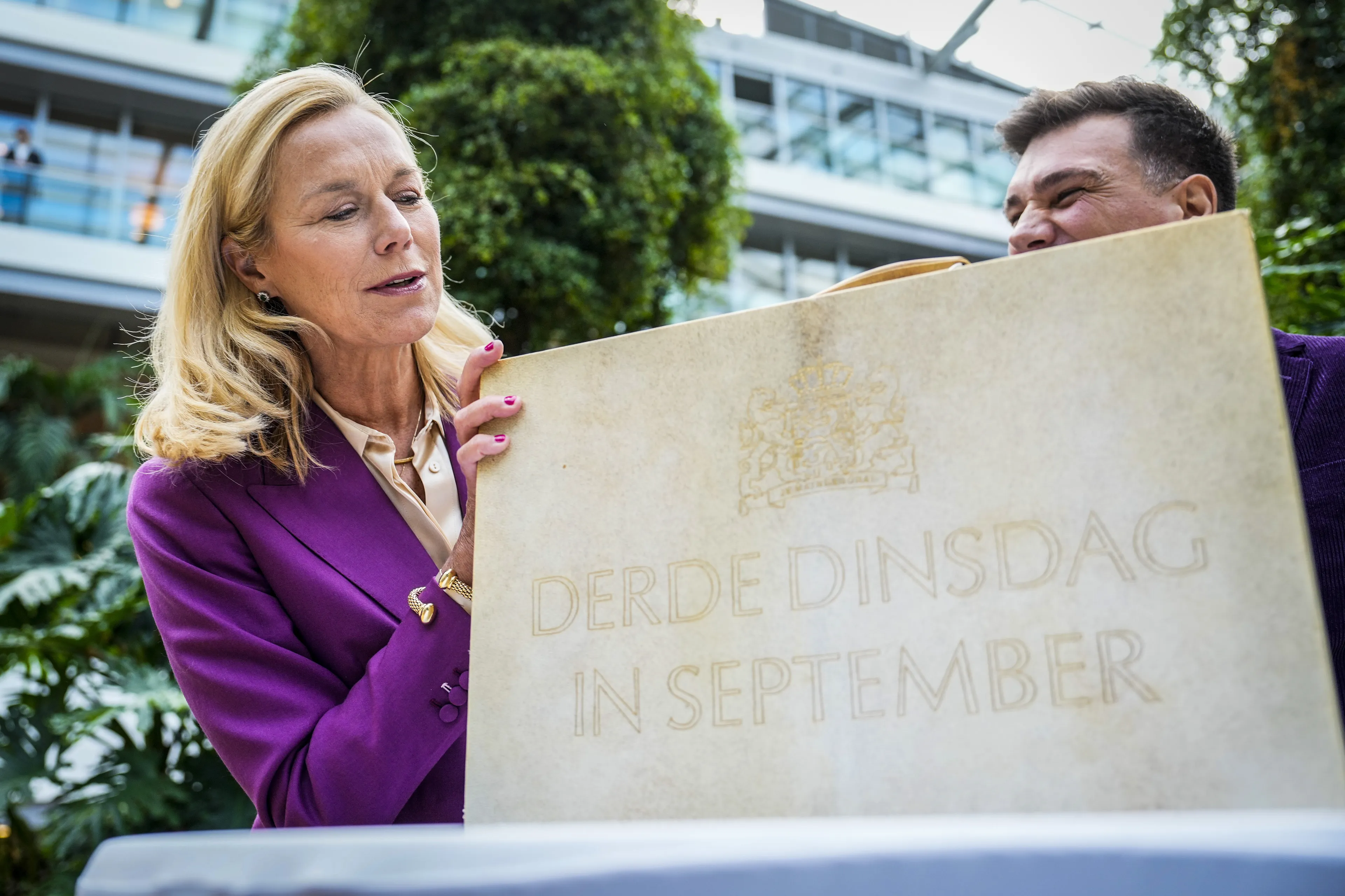 Kaag wil af van huidige koffertje Prinsjesdag: te zwaar en niet duurzaam genoeg