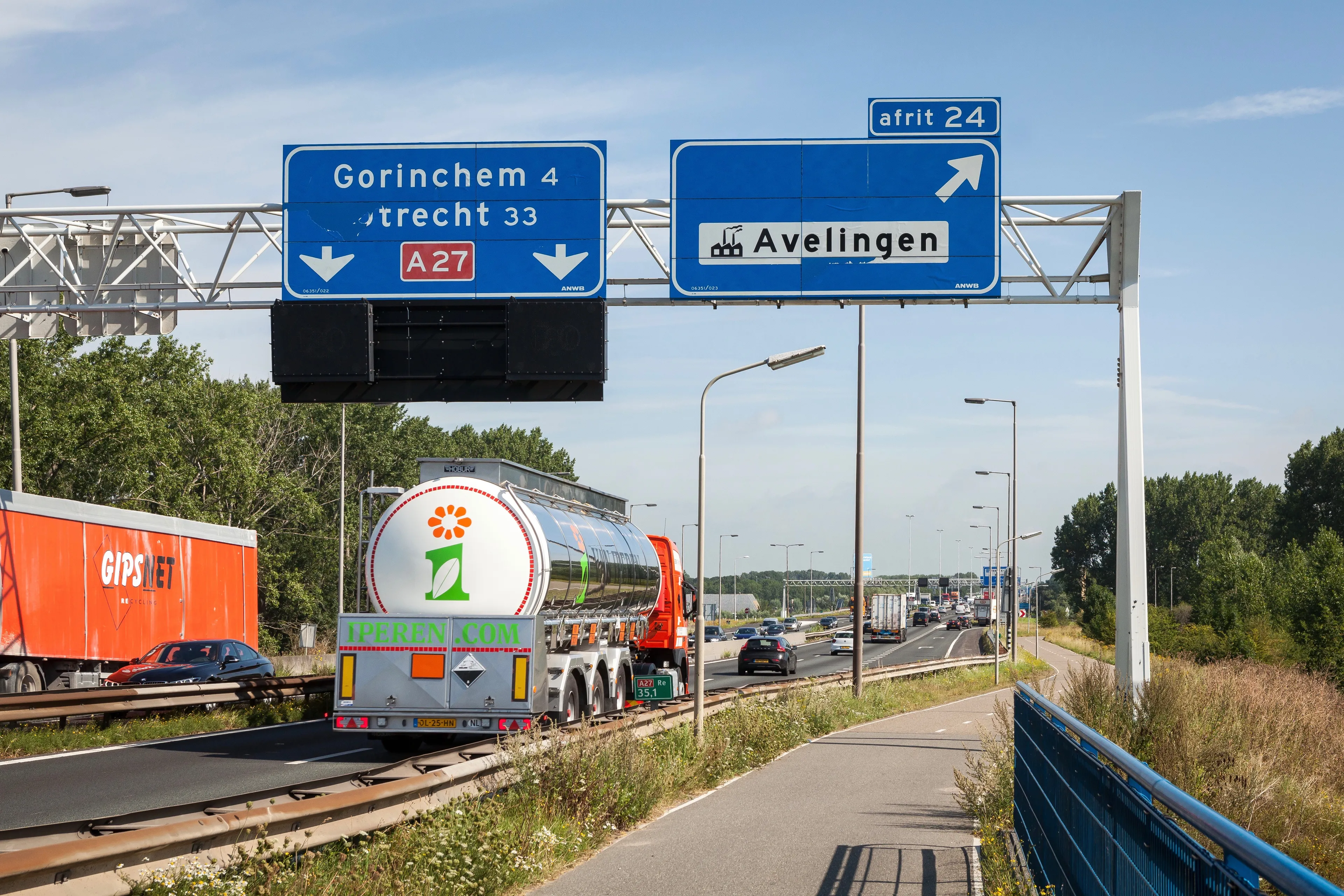 A27 weer open na ongeluk voor Merwedebrug bij Gorinchem  