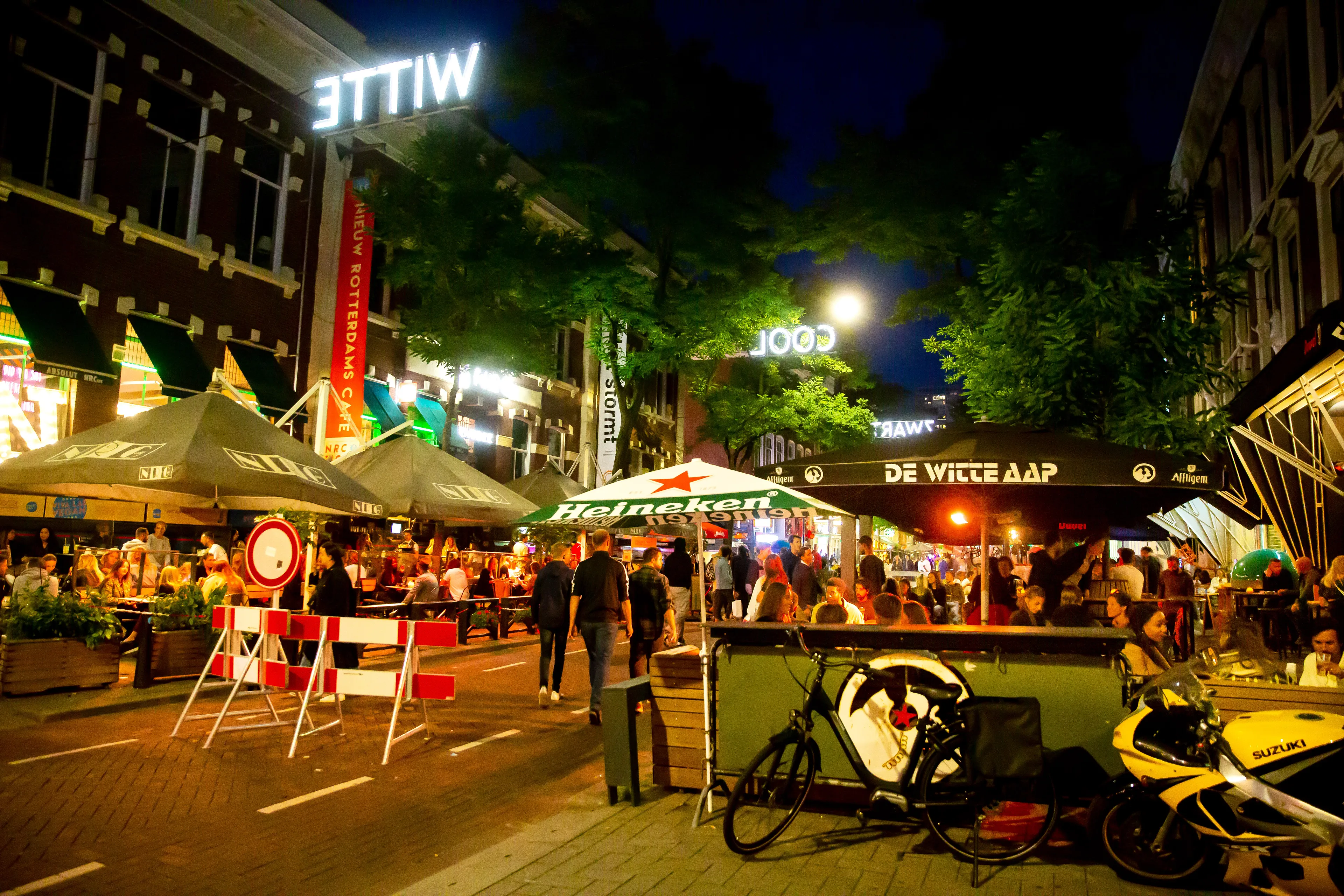 Horeca vreest verplichte middernachtsluiting vanaf vrijdag: 'De sector kijkt nu al de afgrond in'