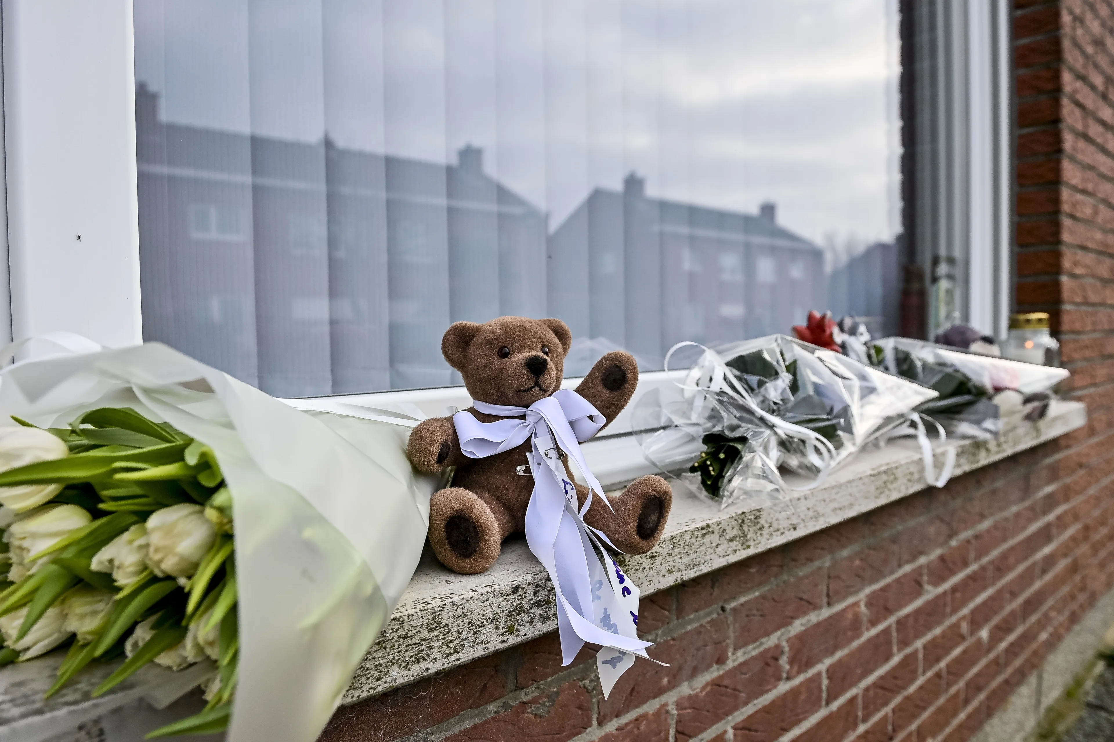 Nederlandse Romy (29) ontkent betrokkenheid bij dood Belgische kleuter Dean (4)