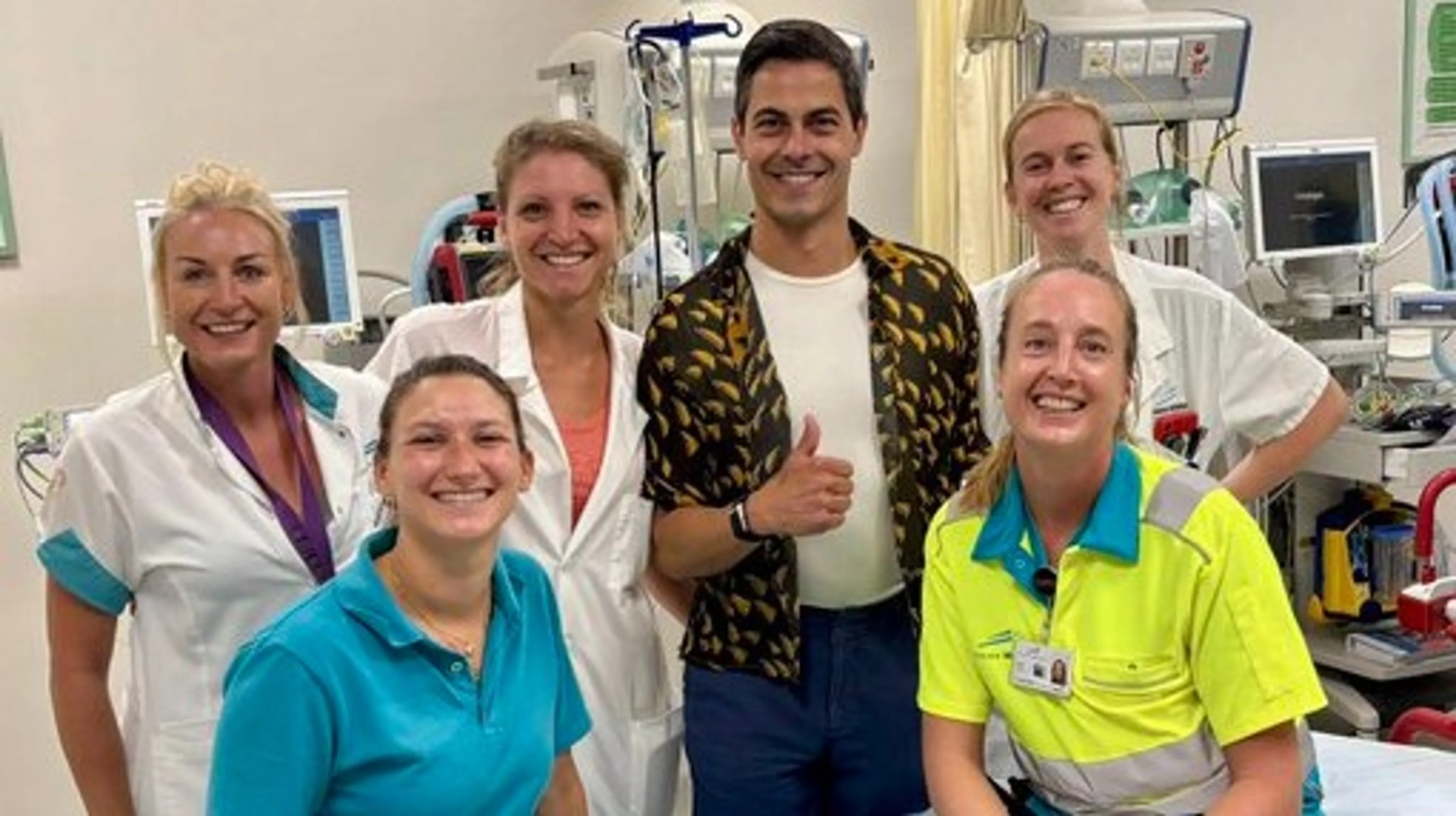 Rob Jetten naar ziekenhuis op Bonaire, geprikt tijdens zwemmen