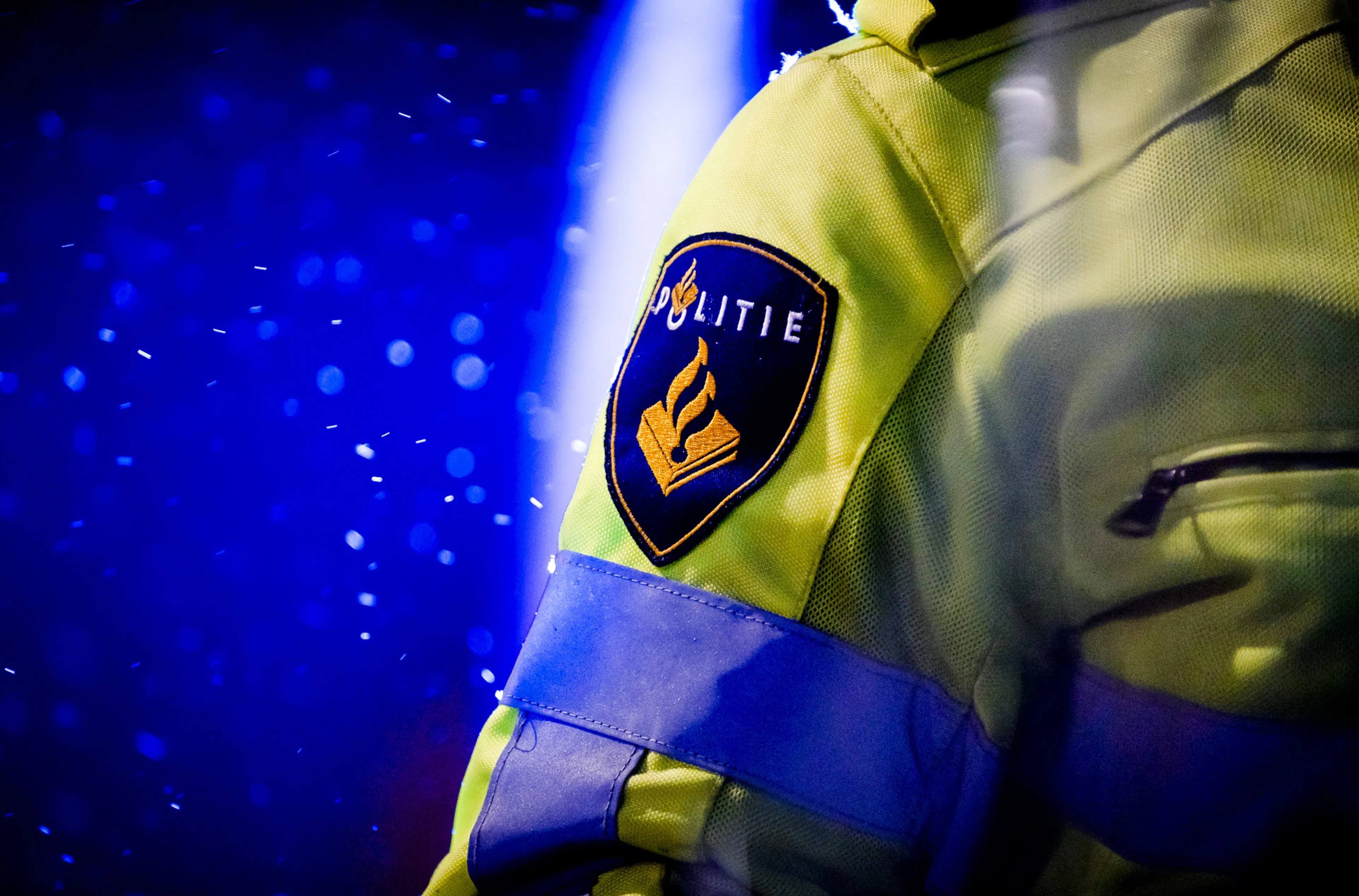 22-jarige man uit Schiedam zwaar mishandeld en beroofd, politie zoekt getuigen