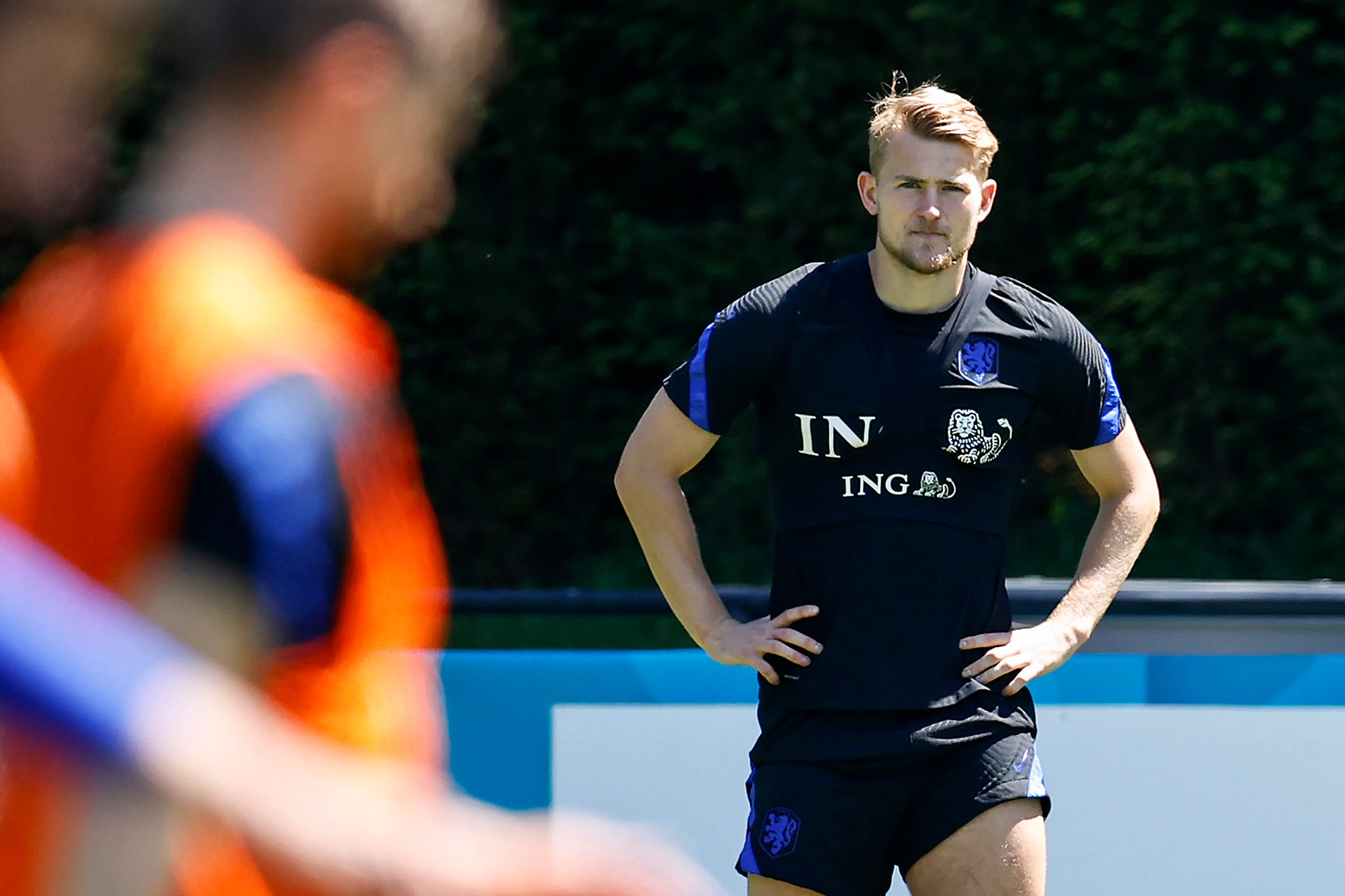 Oranje-verdediger De Ligt keert tegen Oostenrijk terug in basis