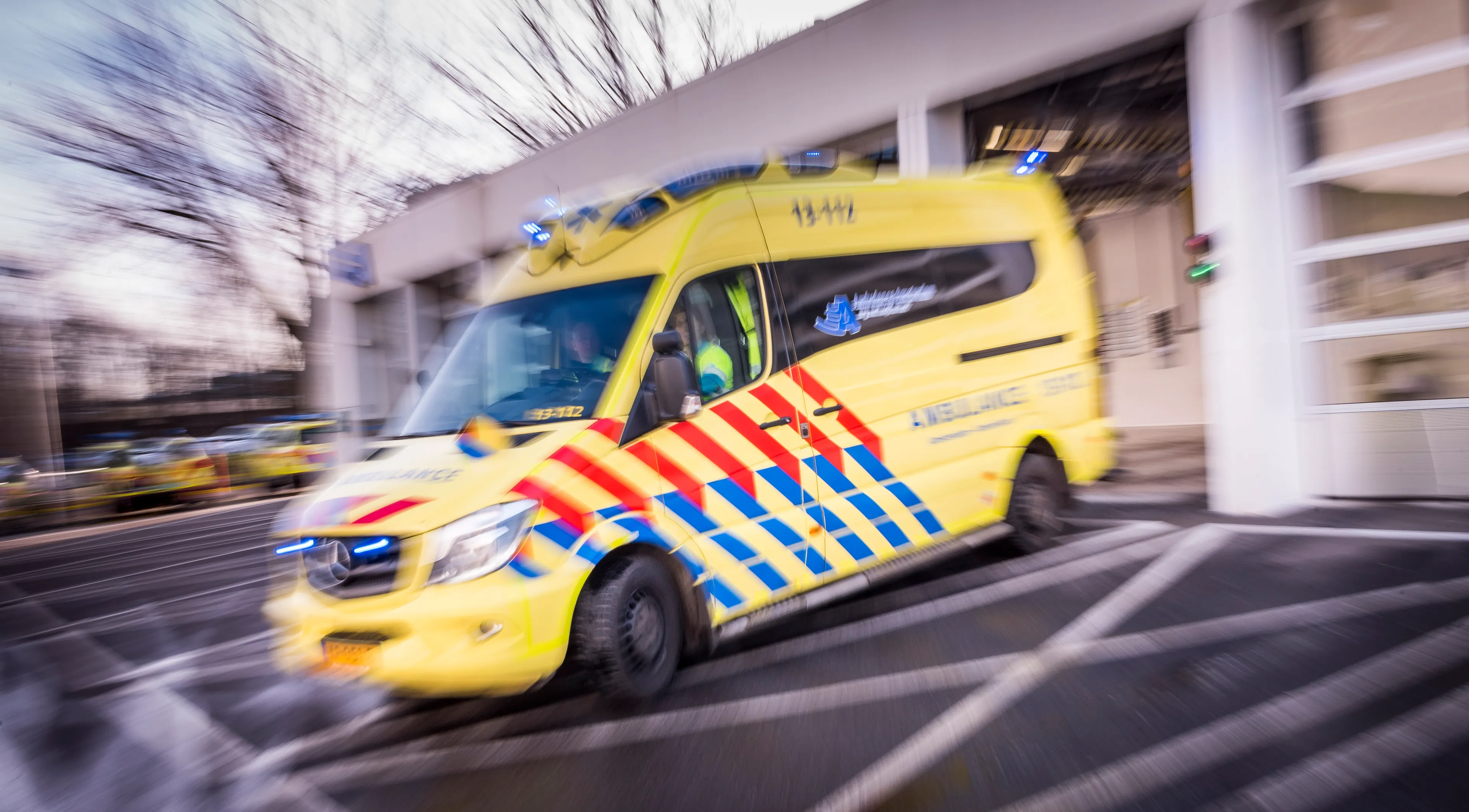 Medewerker NS-fietsenstalling Purmerend zwaargewond in kantoor gevonden