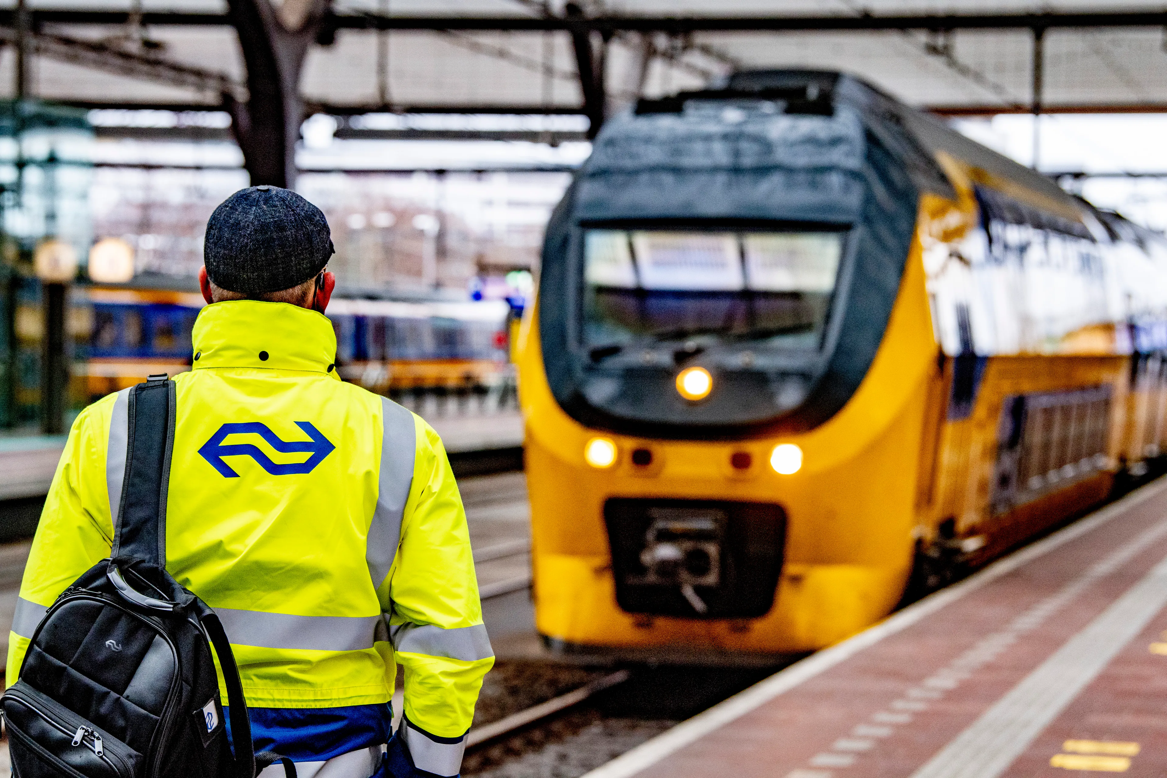 'Agressieve man aangehouden op station in Oss na geweld tegen conducteur'