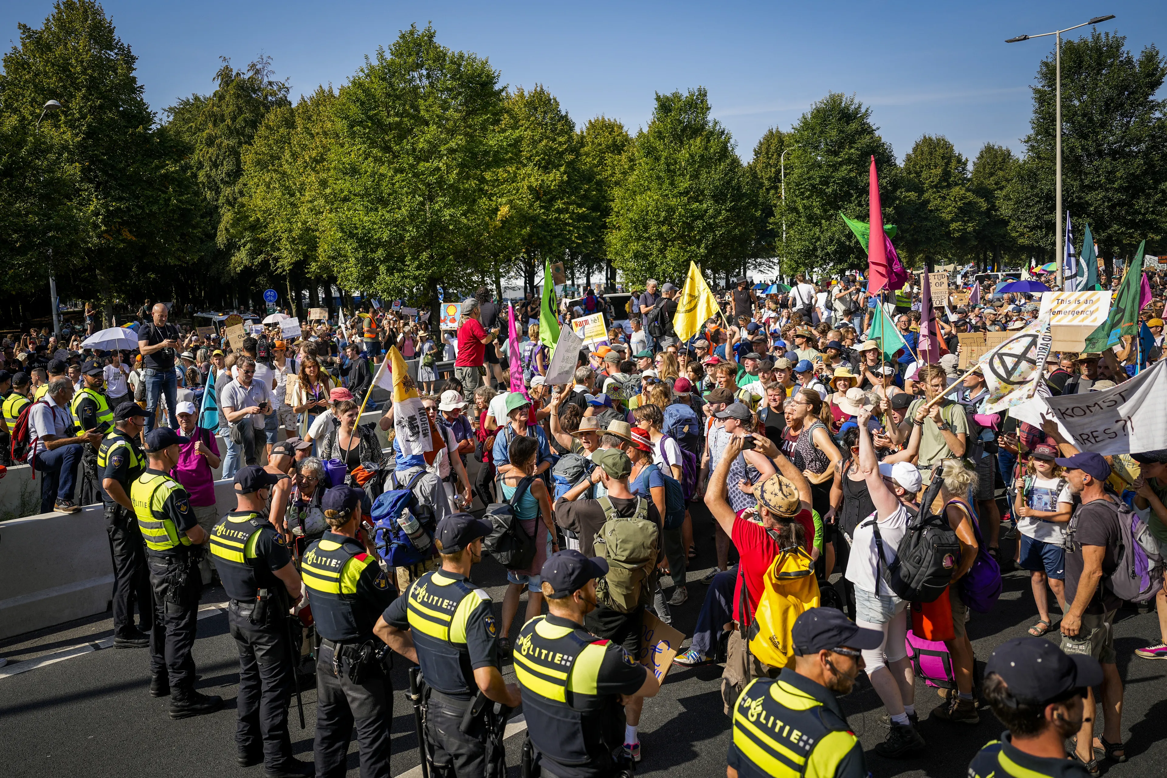 Klimaatactivisten willen voor derde dag op rij A12 blokkeren