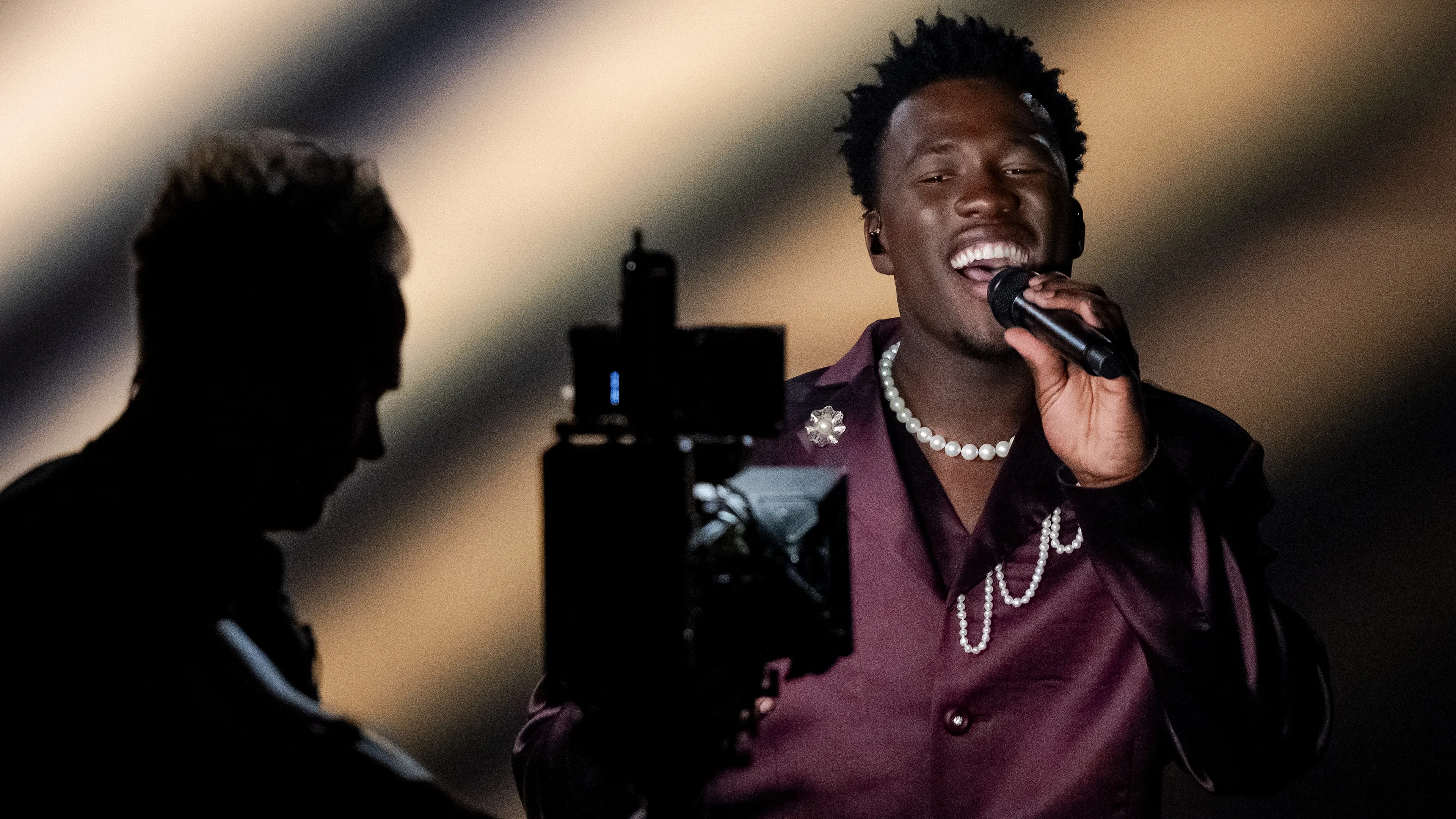 Van spanning naar euforie: Claude door naar Songfestivalfinale