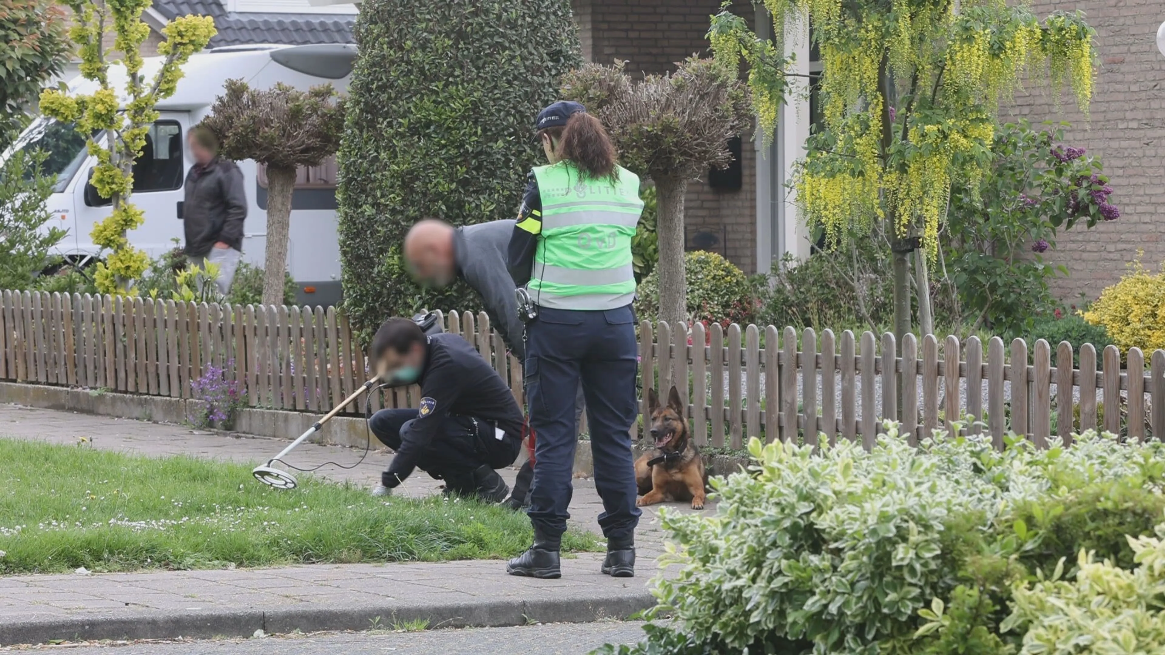 Huis beschoten in Waardenburg, mogelijk verband met grote afpersingszaak