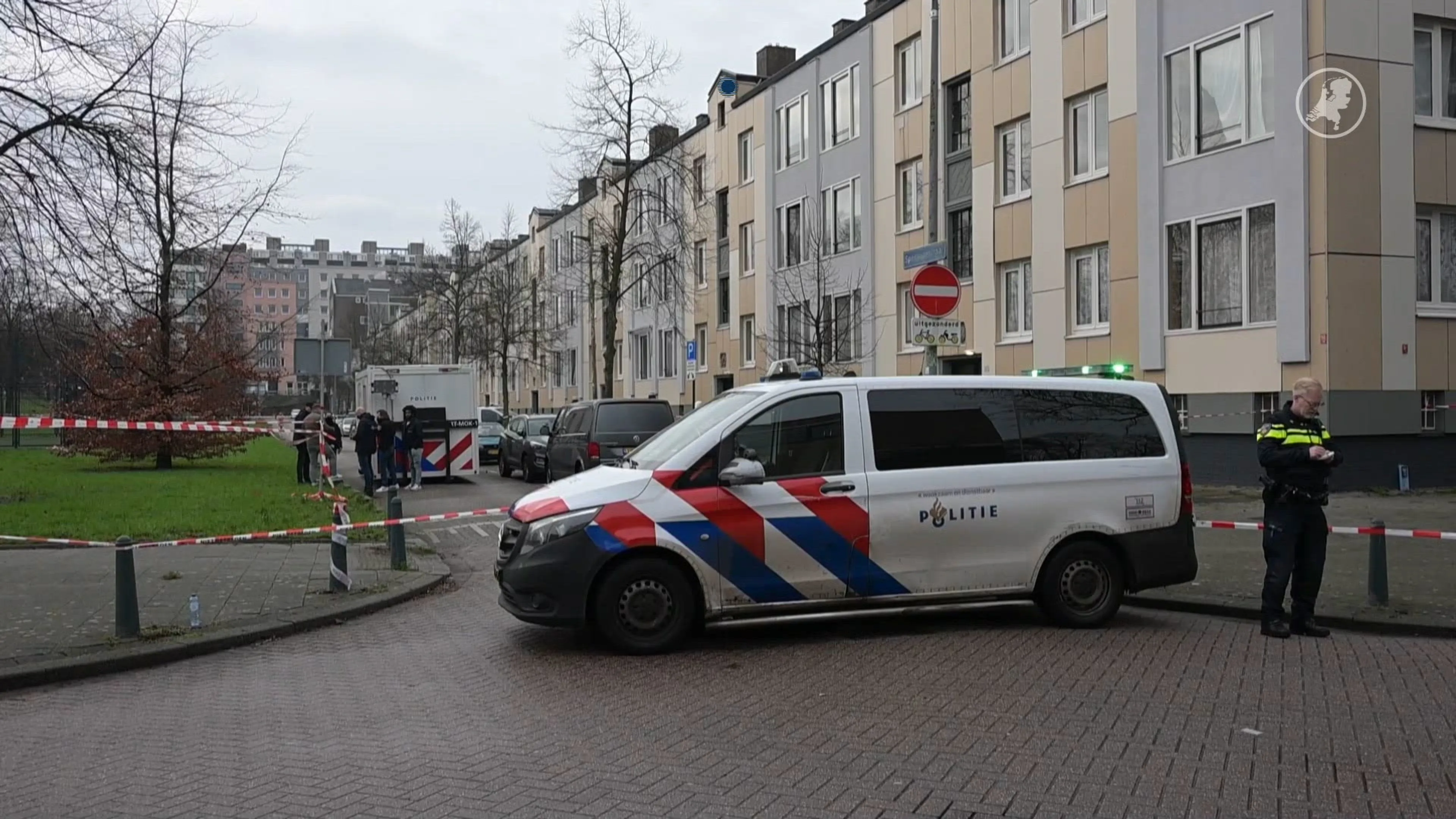 Eén verdachte vrijgelaten na dodelijke schietpartij tijdens politie-inval