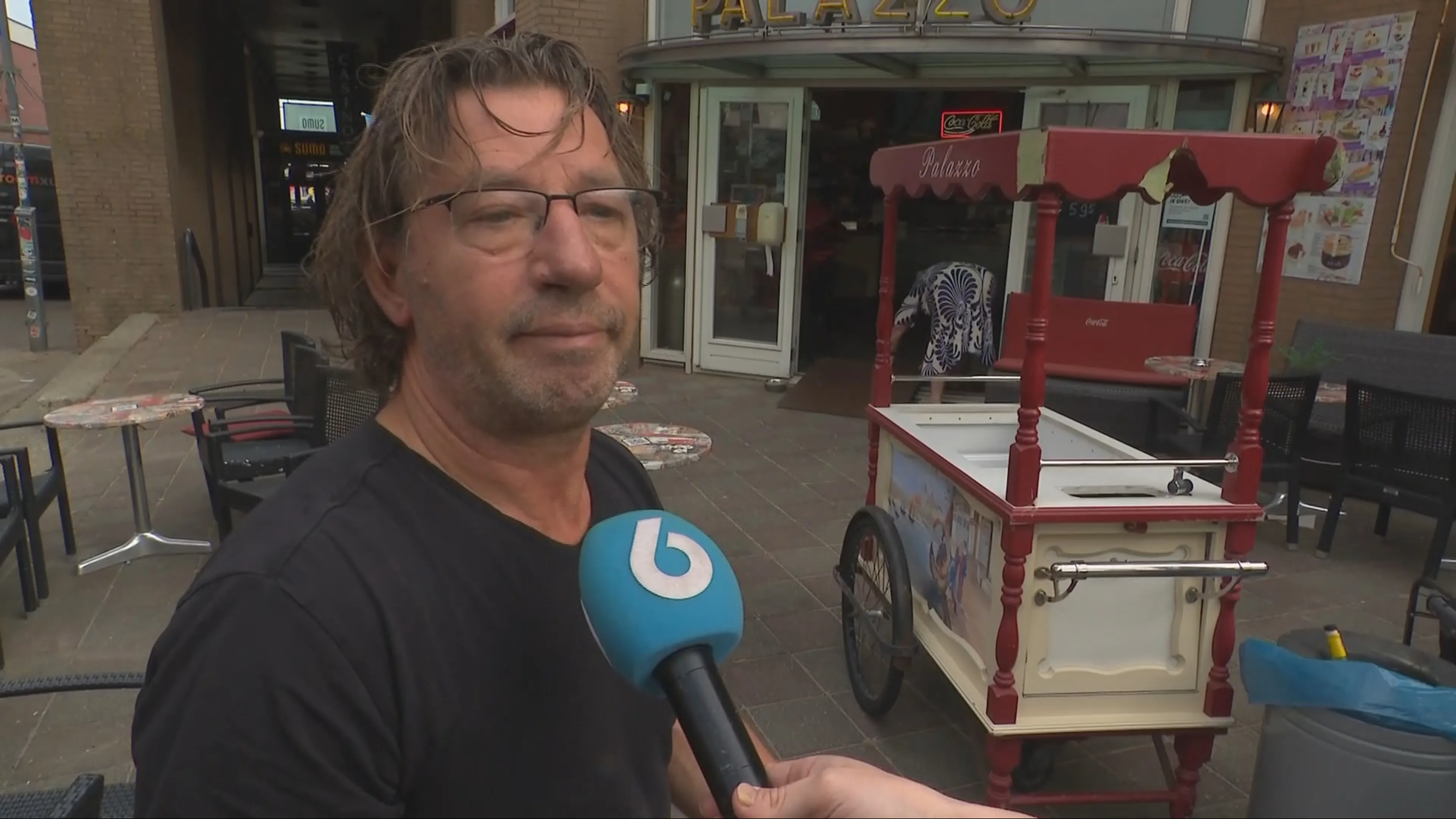 Scheveningse ijssalon vernield bij rel: ‘Alles is naar de filistijnen’