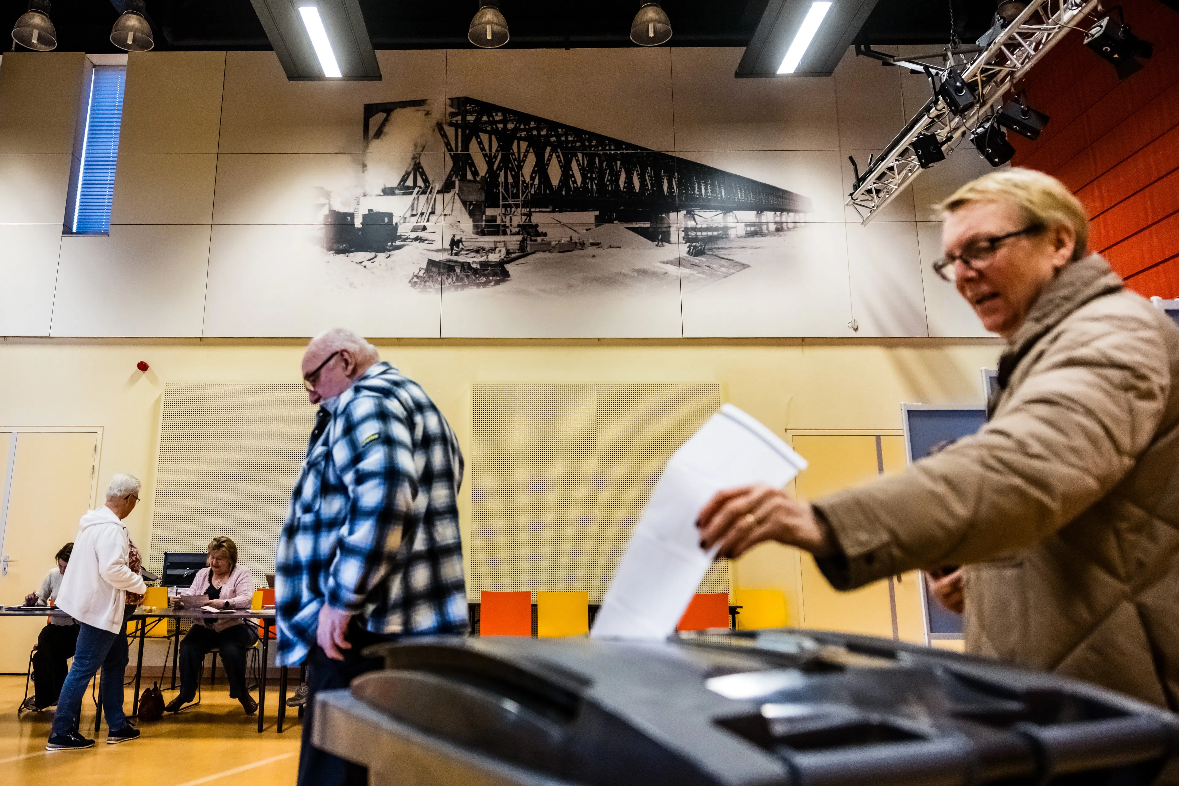 Stembussen gesloten, tellen begonnen: zo komen de uitslagen binnen
