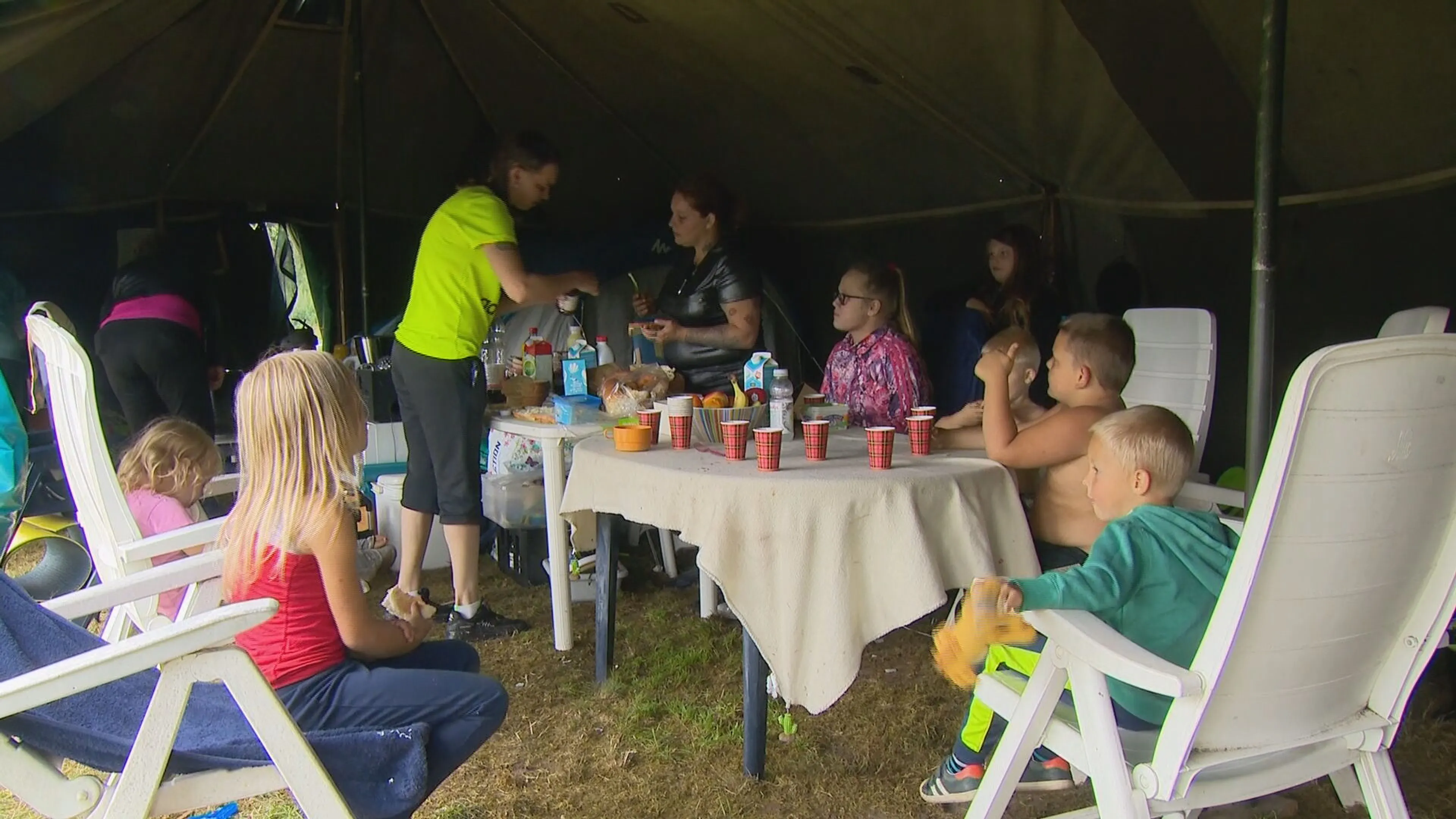 Gratis kampeervakantie voor gezinnen die het niet breed hebben: 'Voor het eerst sinds jaren weer op vakantie'
