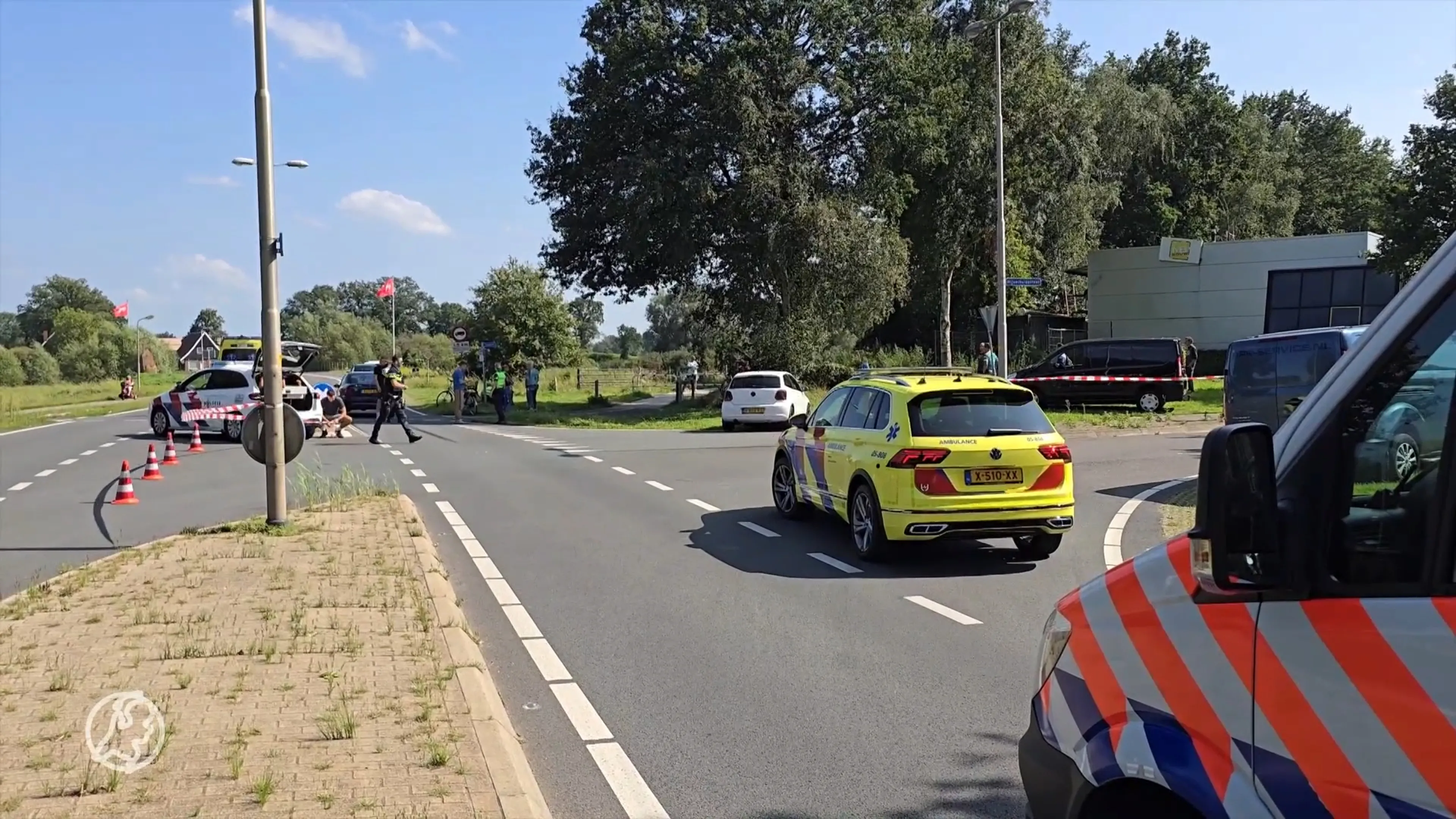 Vrouw (73) overleden na ernstig ongeval met auto in Losser