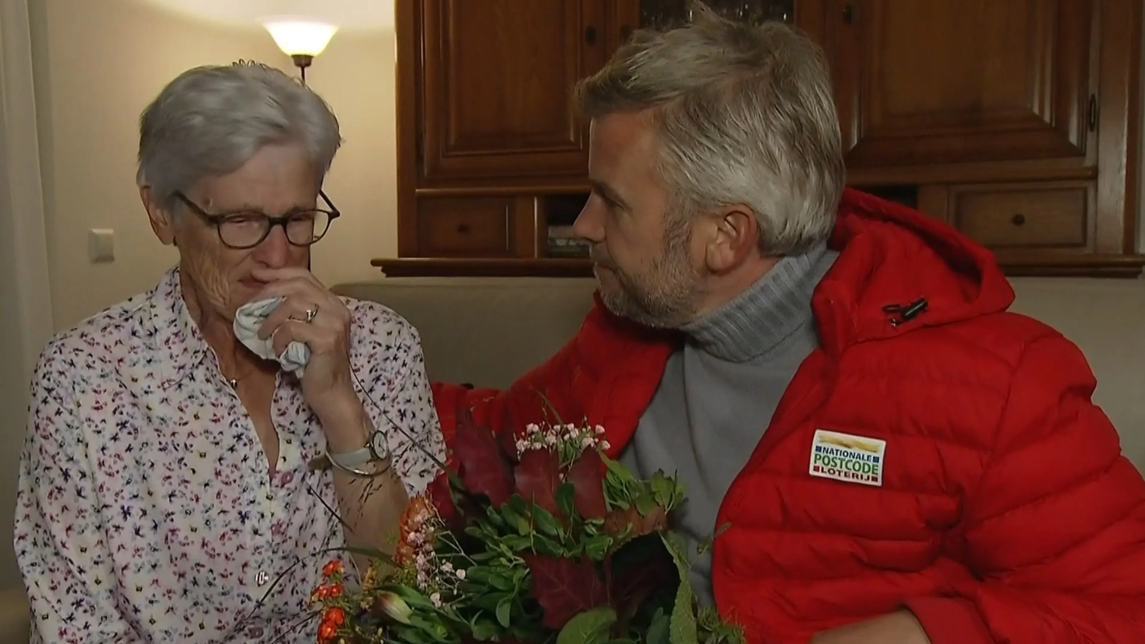 Zeer emotioneel moment bij thuiswinnares Riet in Miljoenenjacht
