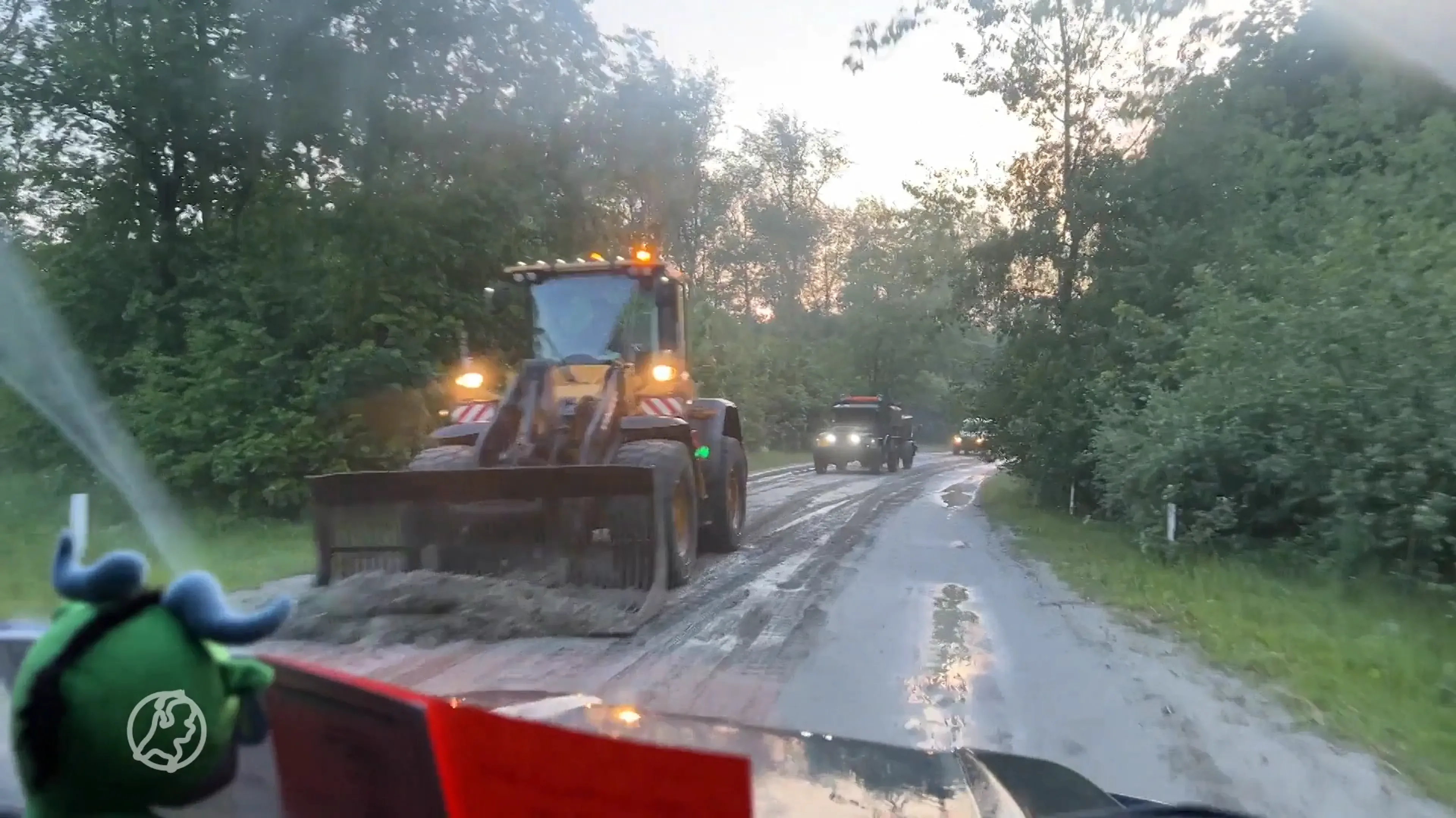 Duizenden scouts urenlang vast op terrein door hoosbuien
