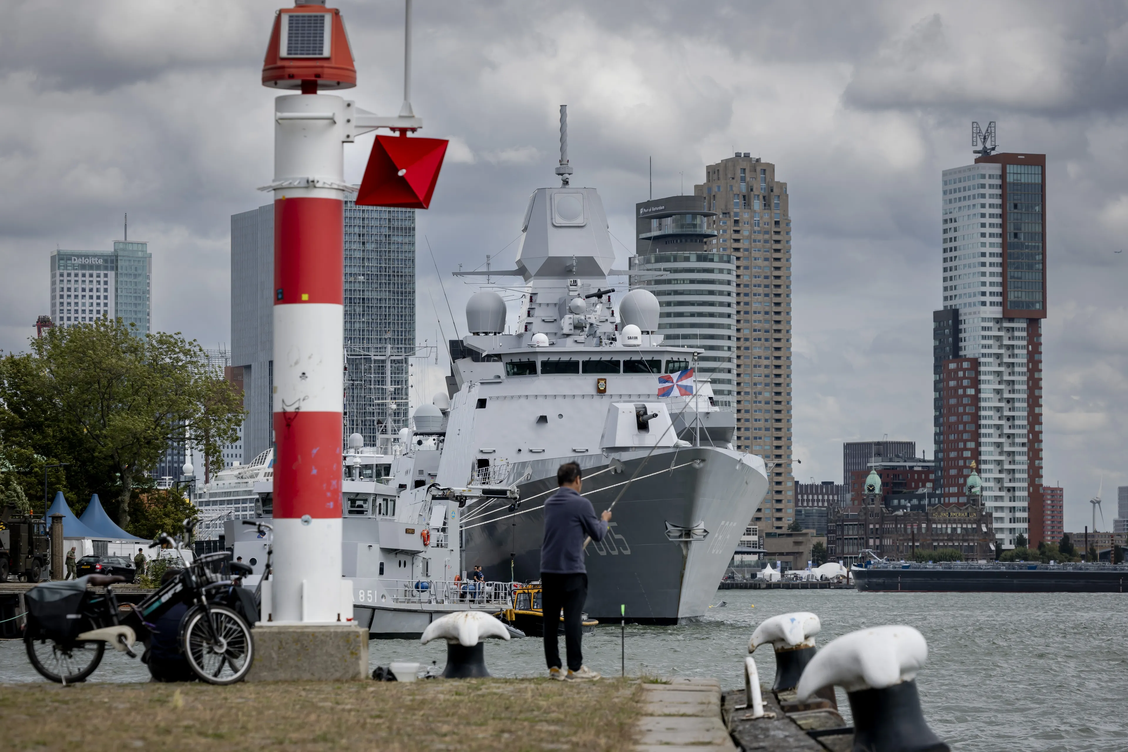 Marineschip zonder werkend kanon naar Cyprus: 'Voel me bedonderd'