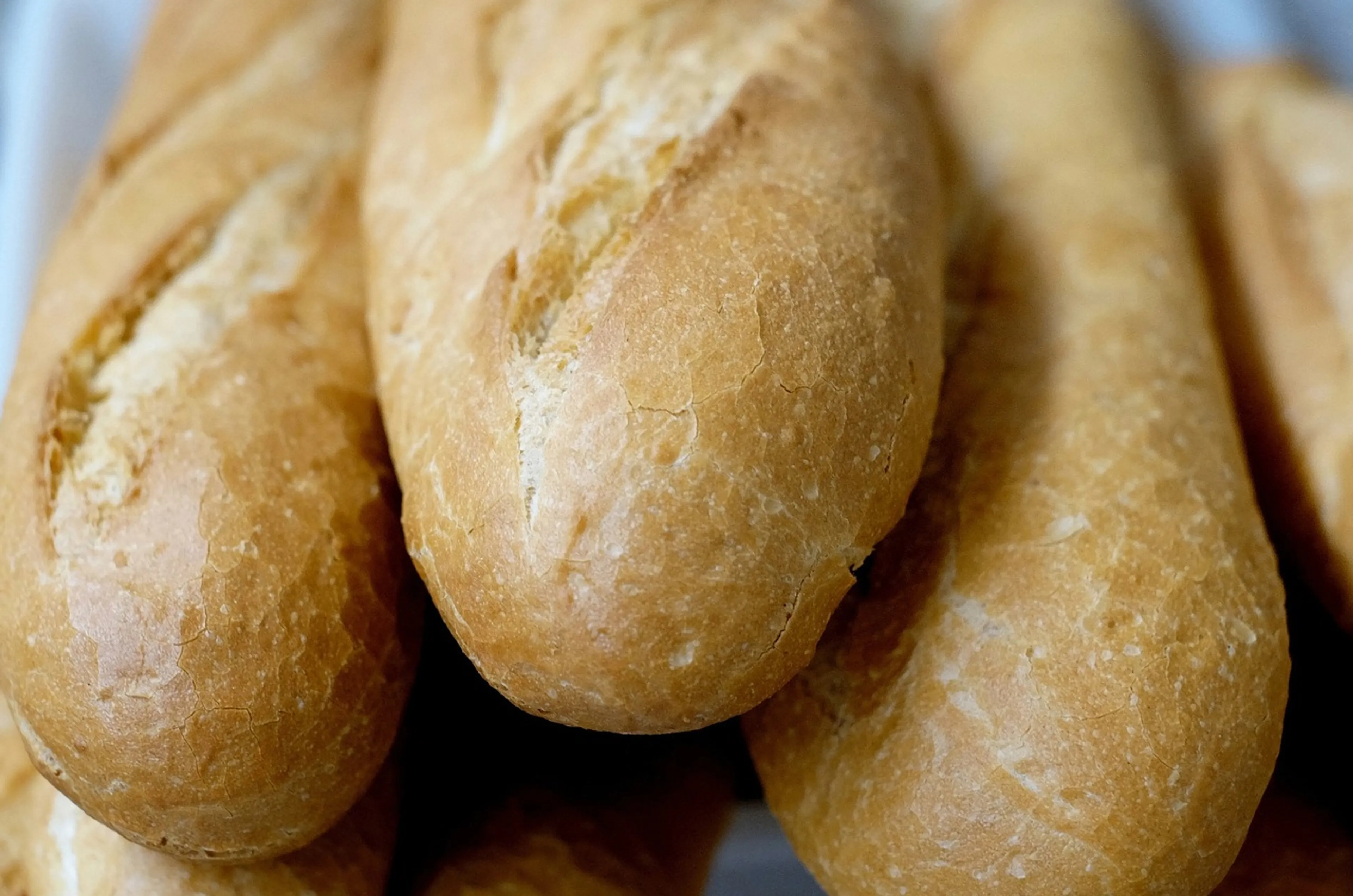 NVWA waarschuwt voor bijzonder taaie stokbroden