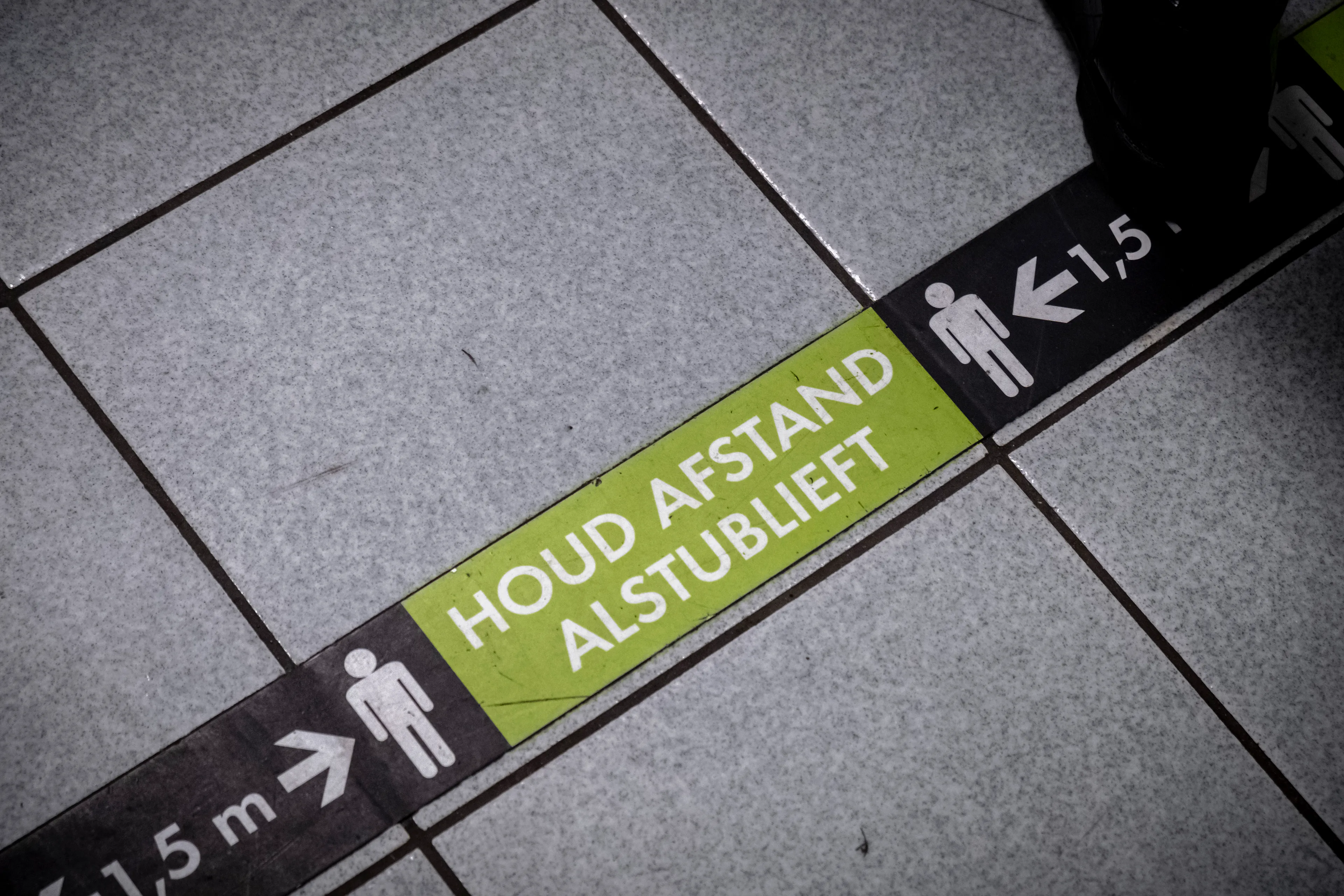Kwetsbaren roepen met #GeenDorHout op tot solidariteit: 'Hou afstand!'